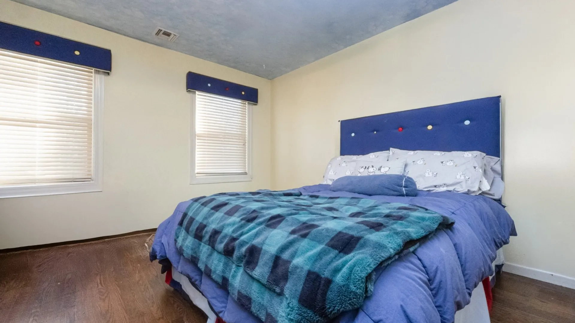 Property at 1680 LAKE AVE, MERRICK, NY 11566 17