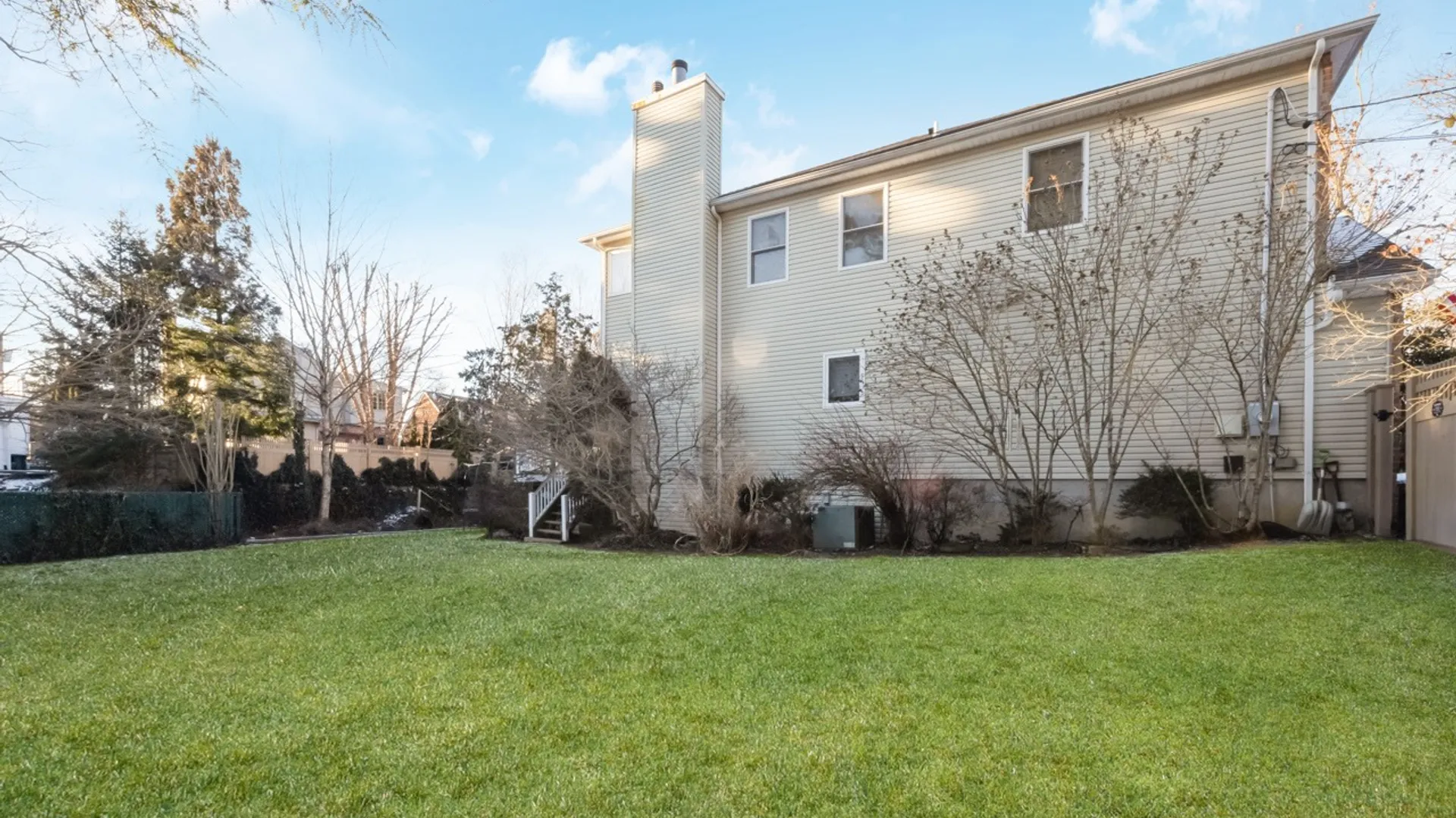 Property at 1680 LAKE AVE, MERRICK, NY 11566 30