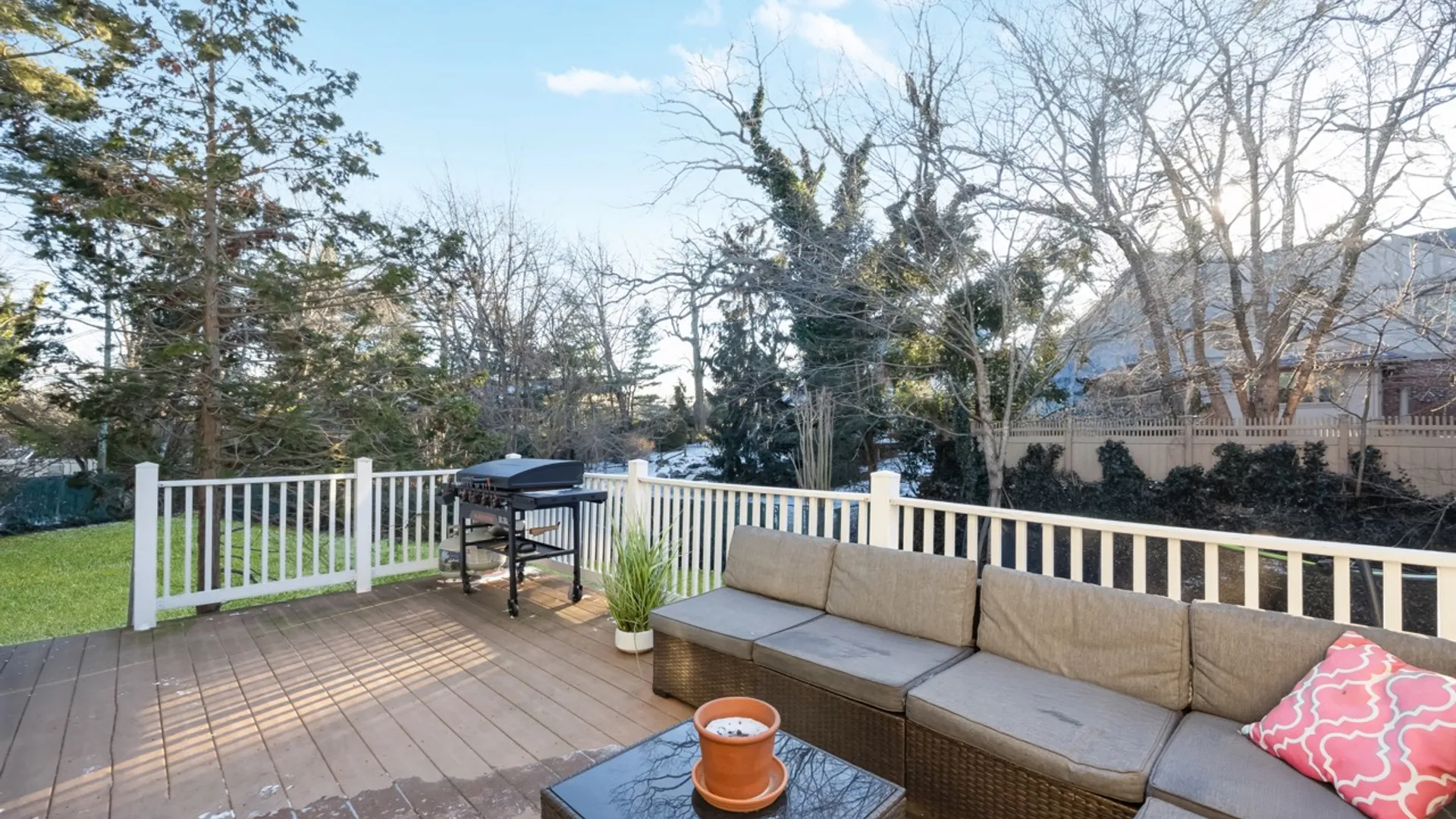 Property at 1680 LAKE AVE, MERRICK, NY 11566 37