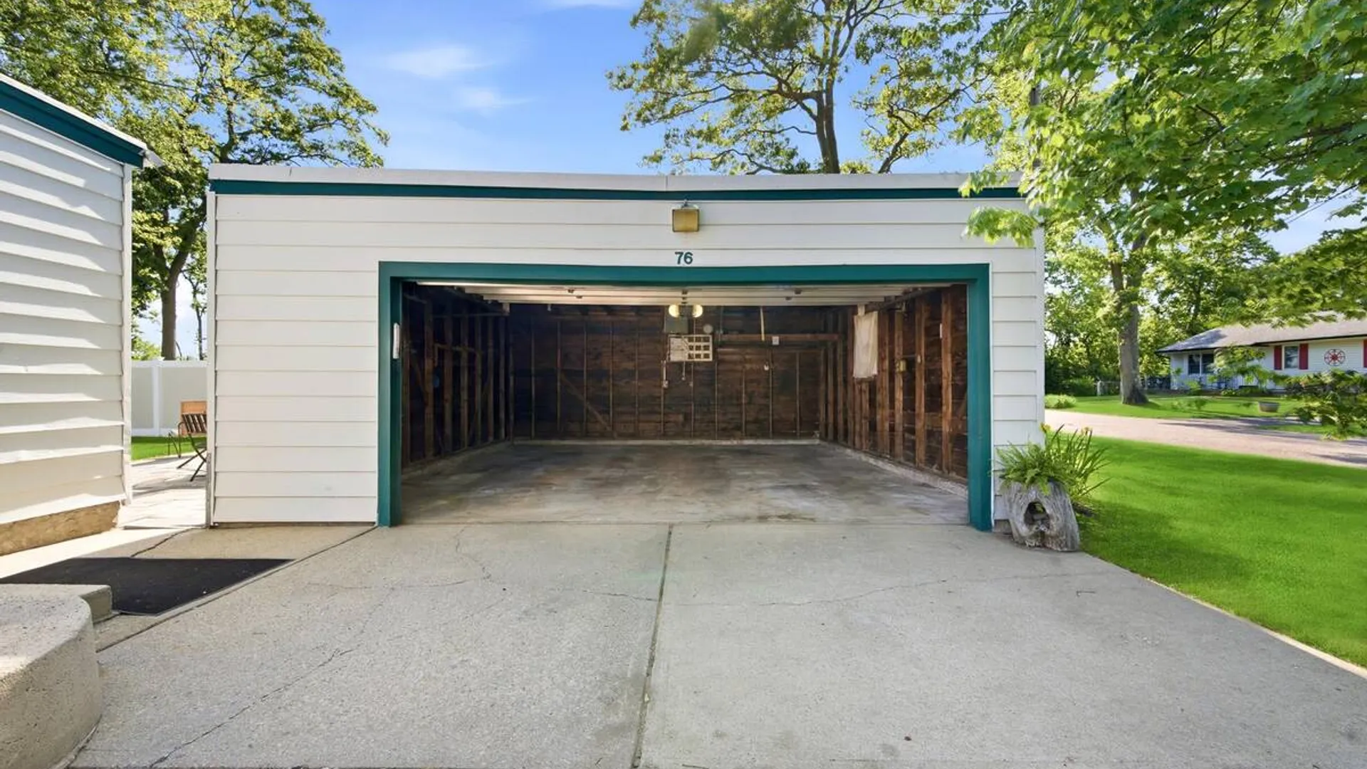 Property at 76 Hanrahan Avenue, Farmingville, NY 11738 34