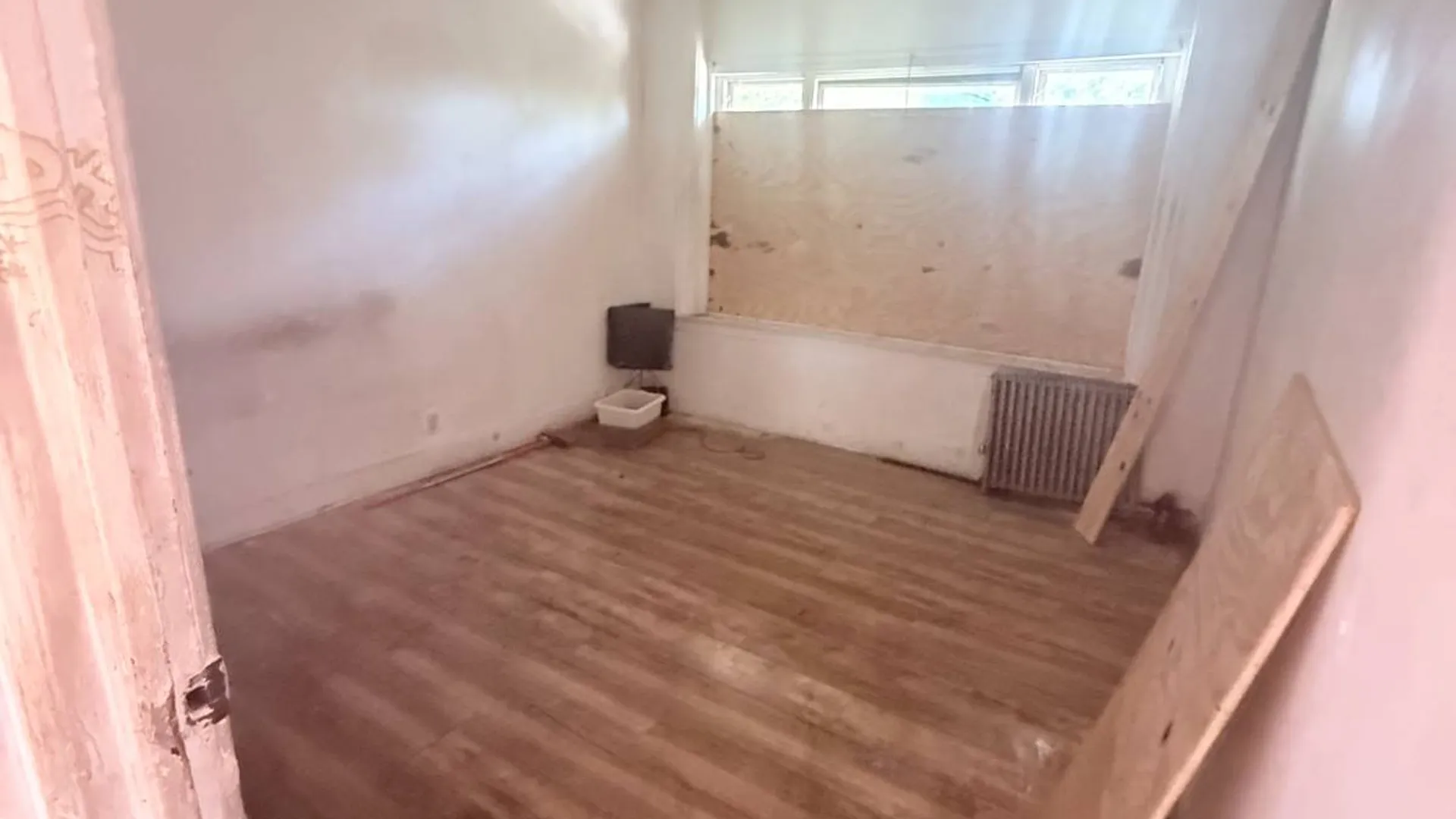 Property at 568 Lincoln Ave, Brooklyn, NY 11208 5