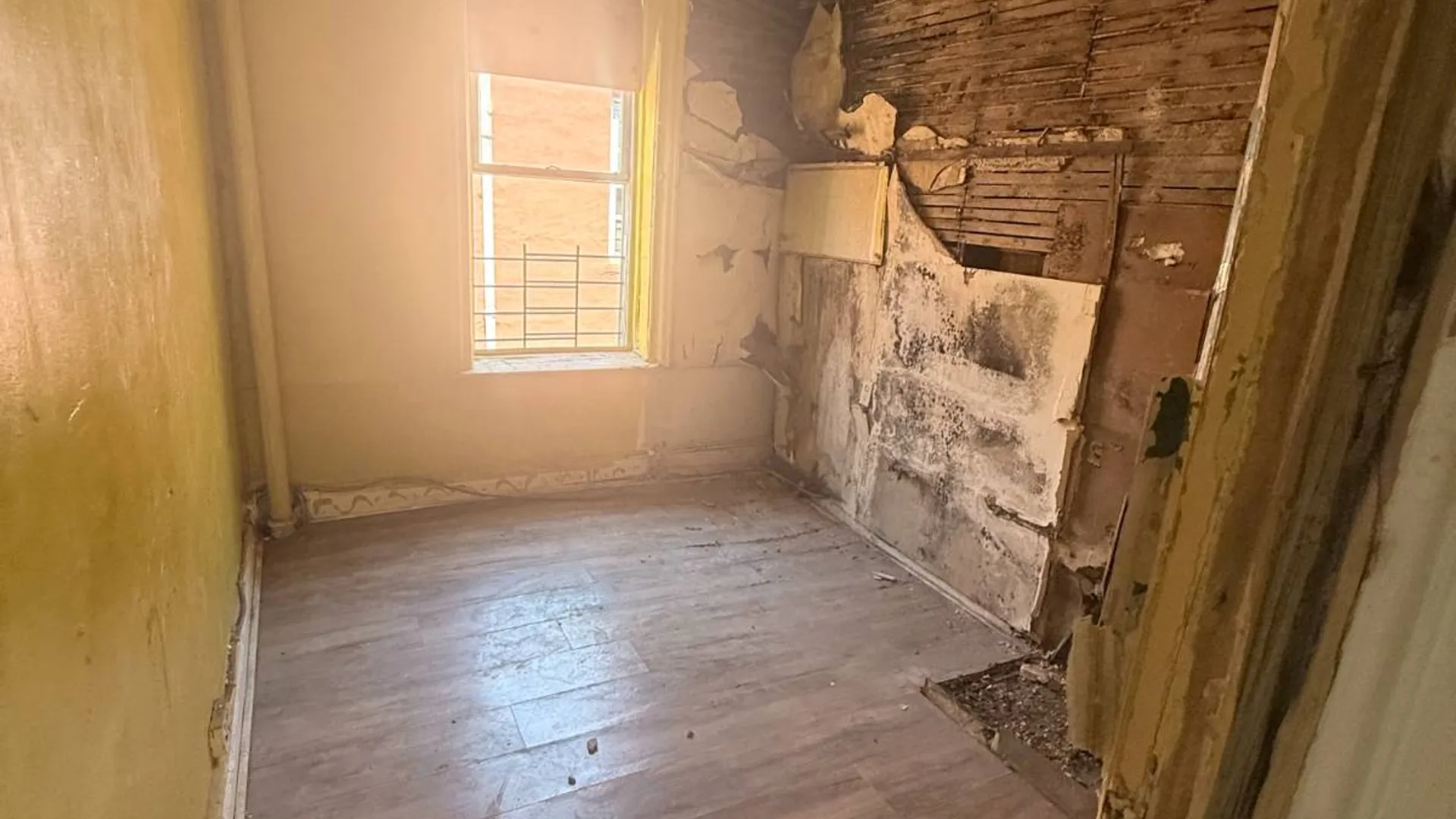 Property at 568 Lincoln Ave, Brooklyn, NY 11208 9