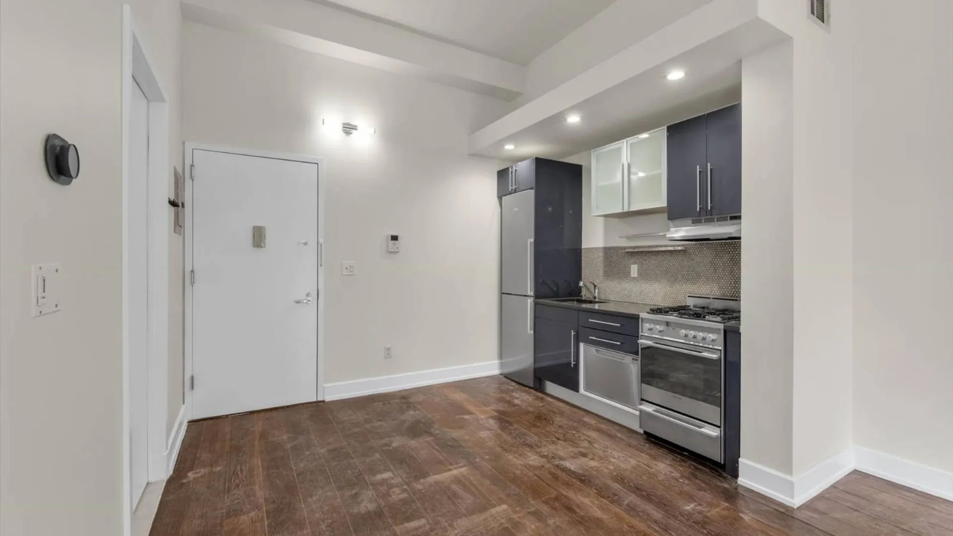 Property at 390 Lorimer Street, Brooklyn, NY 11206 11