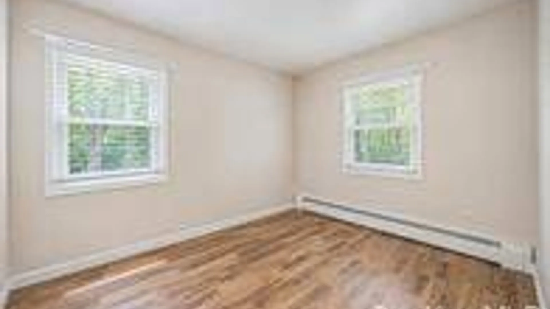 Property at 425 Old Country Rd, Deer Park, NY 11729 19