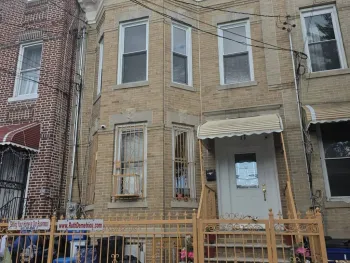 71 Euclid Ave. 2nd Floor, Brooklyn, NY 11208
