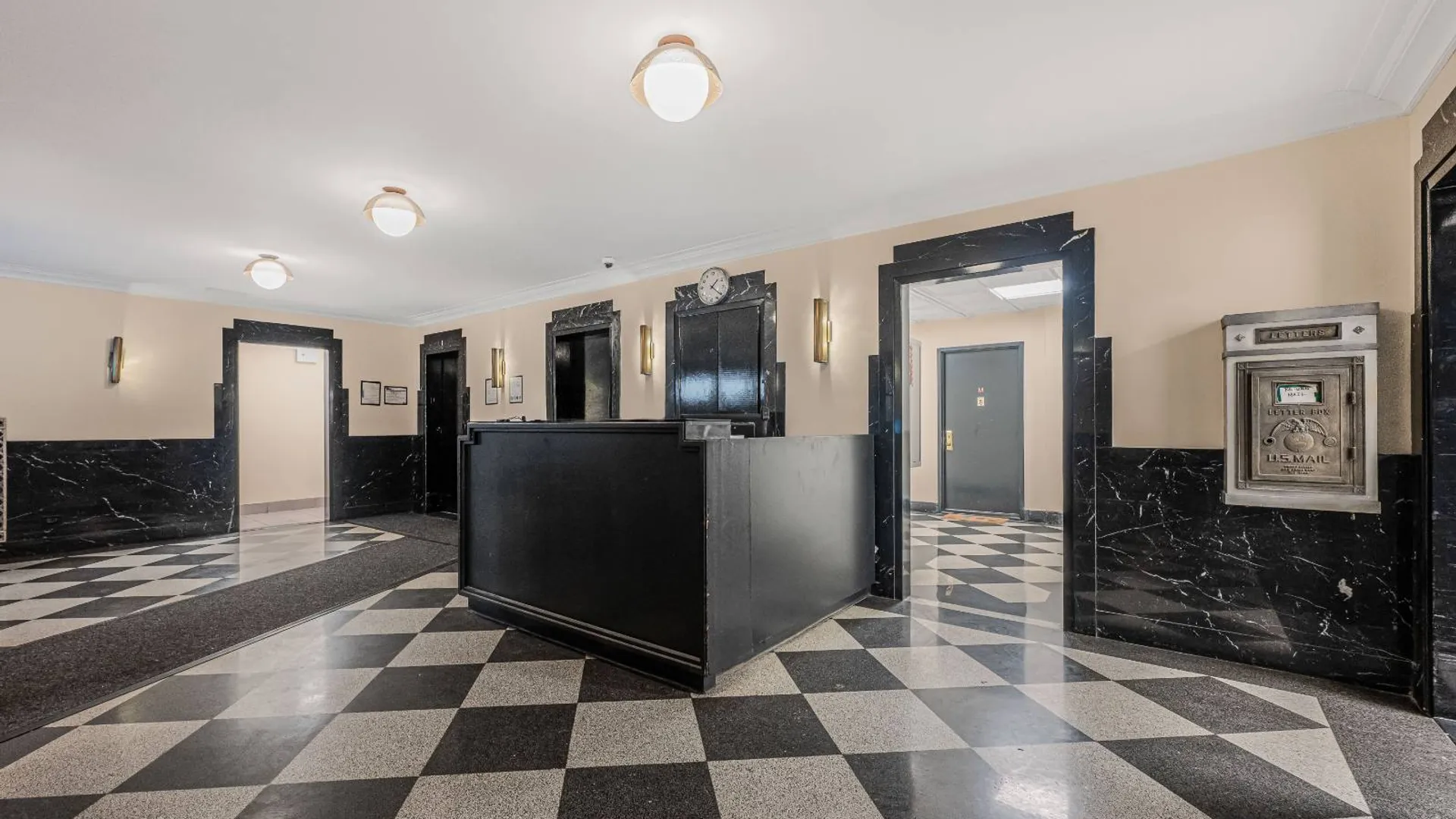 Property at 101 Lafayette Ave, Brooklyn, NY 11217 20