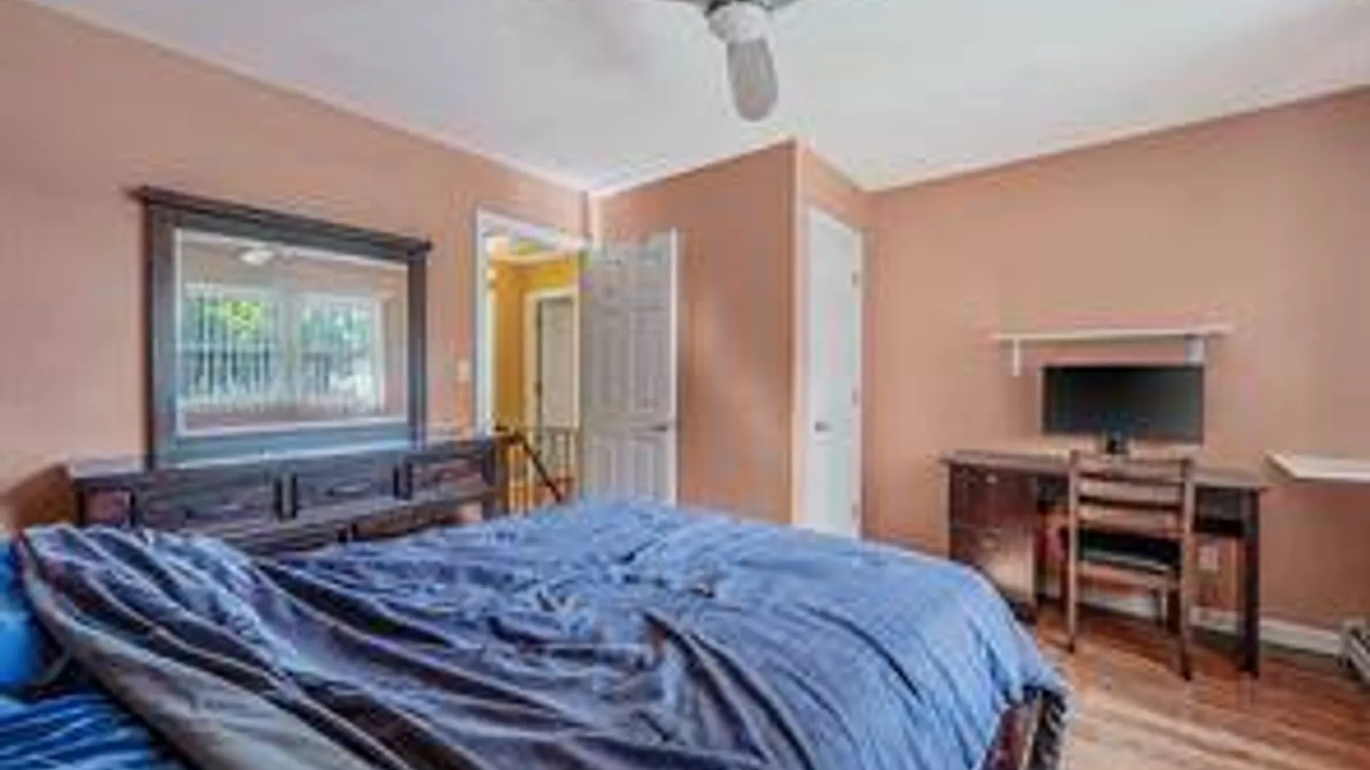 Property at 18 Deer Park Blvd, Deer Park, NY 11729 31