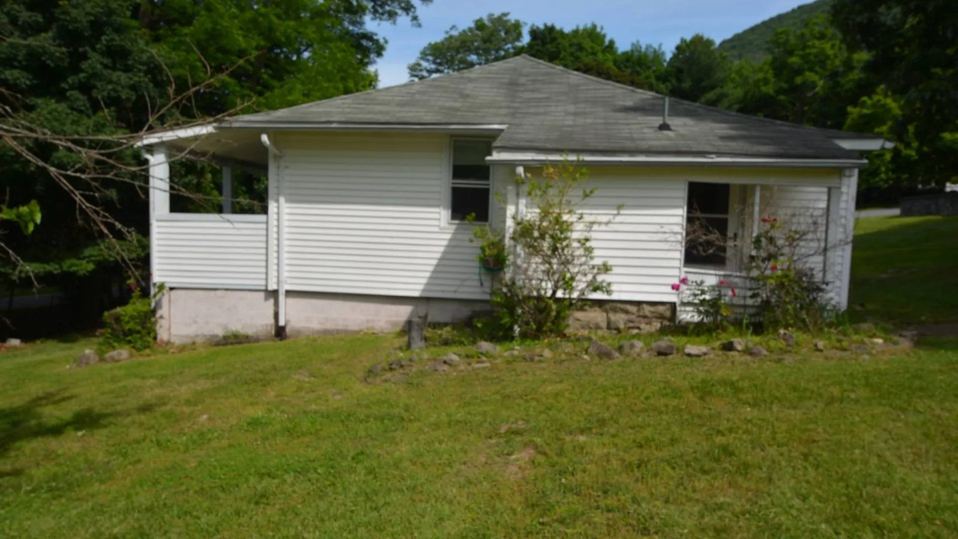 Property at 1 BAY VIEW TERRACE, CORNWALL ON HUDSON, NY 12520 8