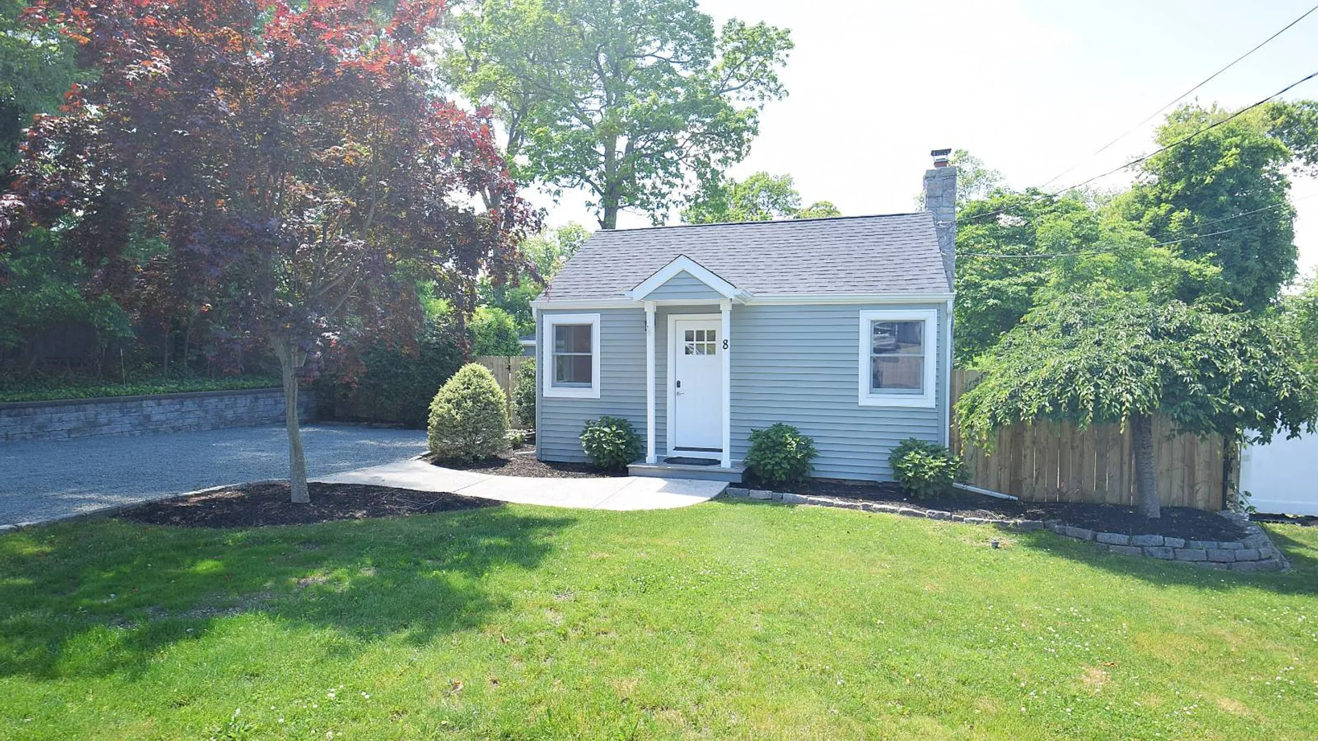 Property at 8 Dorchester Rd, Ronkonkoma, NY 11779 18