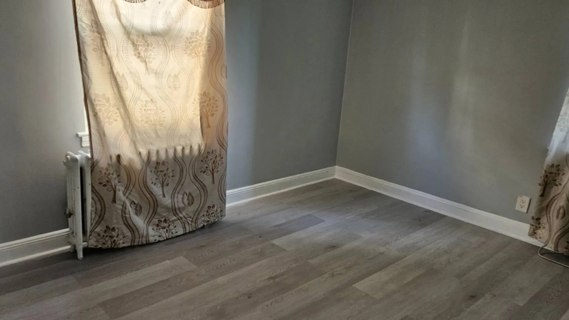 Property at 184 64th Ave, Fresh Meadows, NY 11365 3