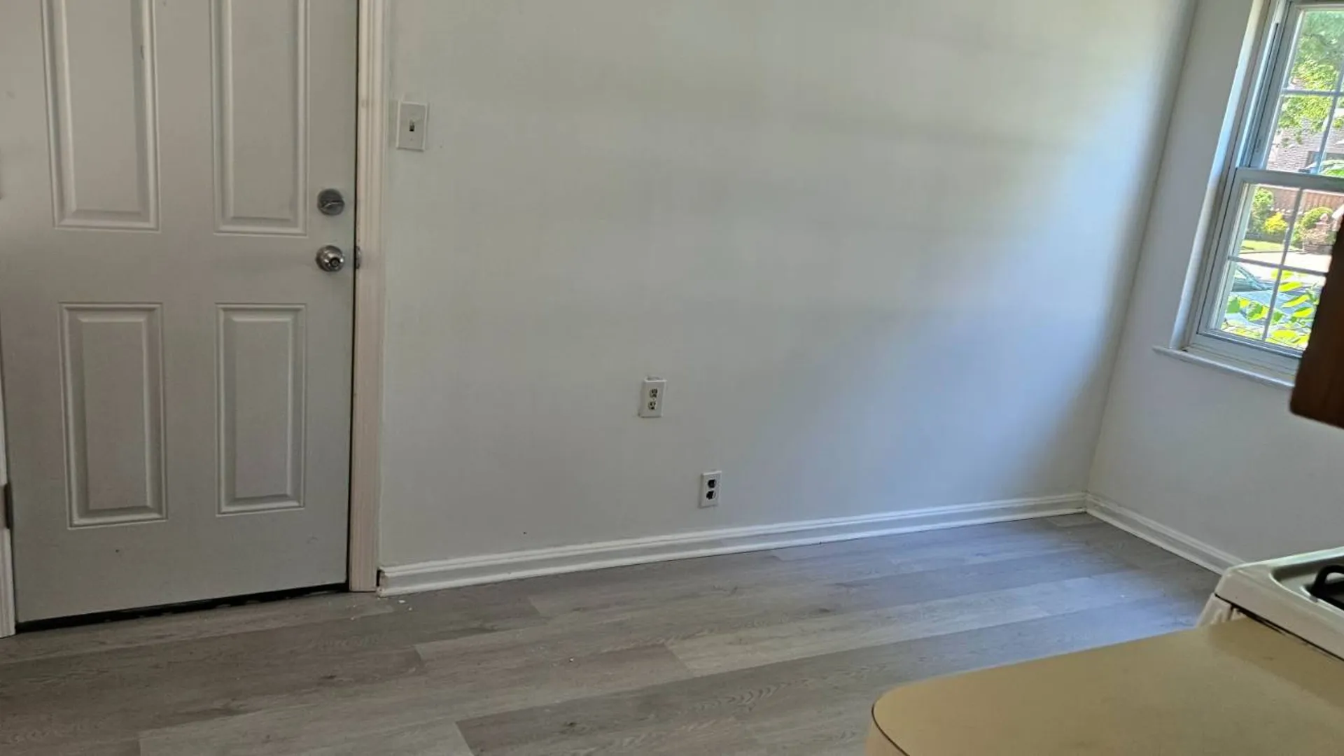 Property at 184 64th Ave, Fresh Meadows, NY 11365 4