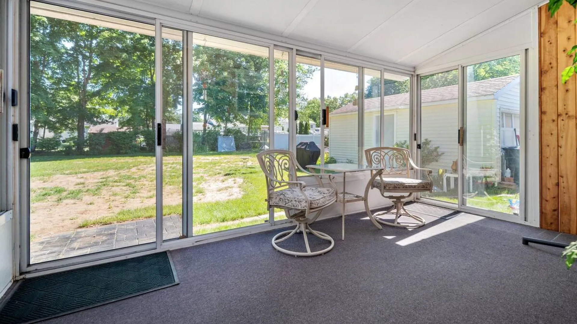 Property at 13 Saratoga Drive, Glenville, NY 12302 23
