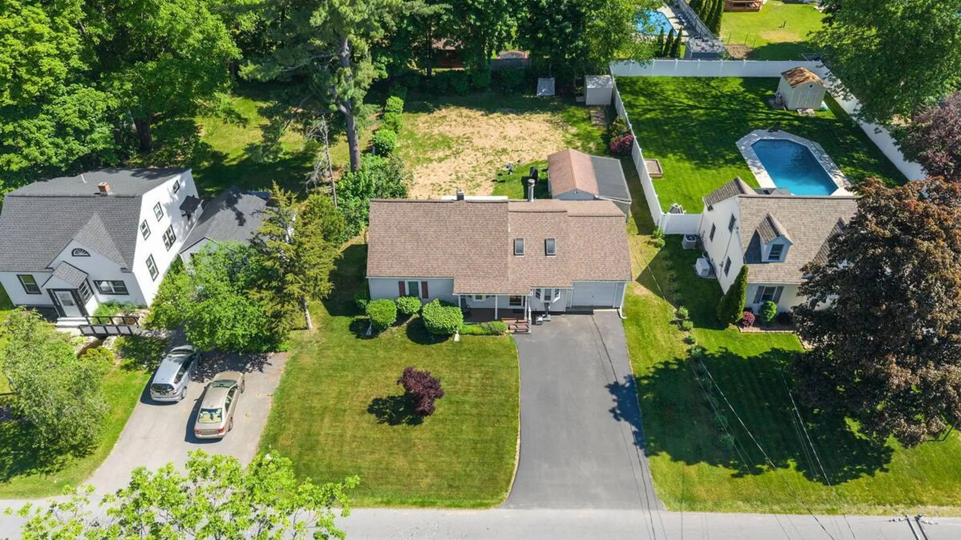 Property at 13 Saratoga Drive, Glenville, NY 12302 3