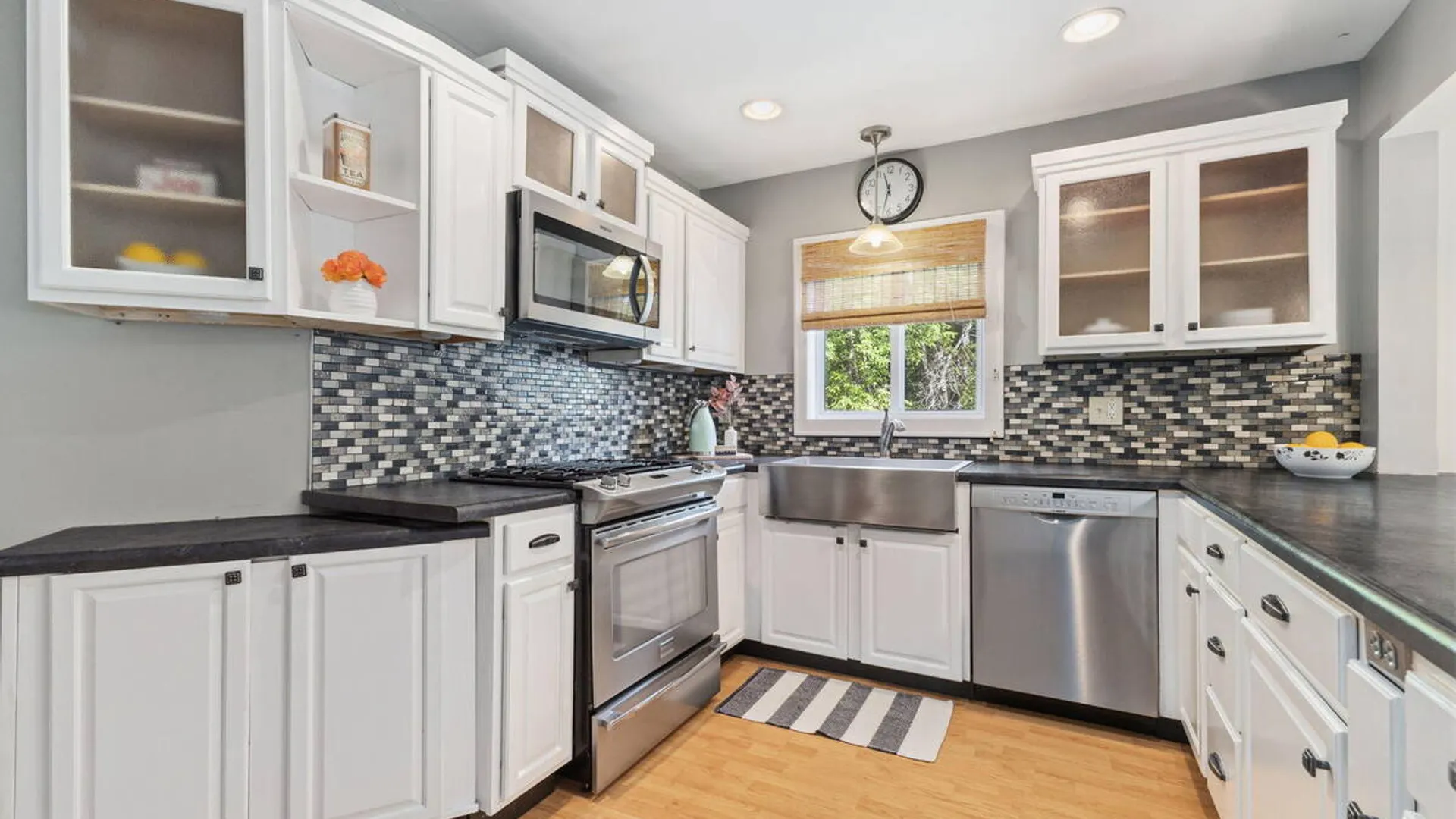 Property at 775 St Davids Lane, Niskayuna, NY 12309 15