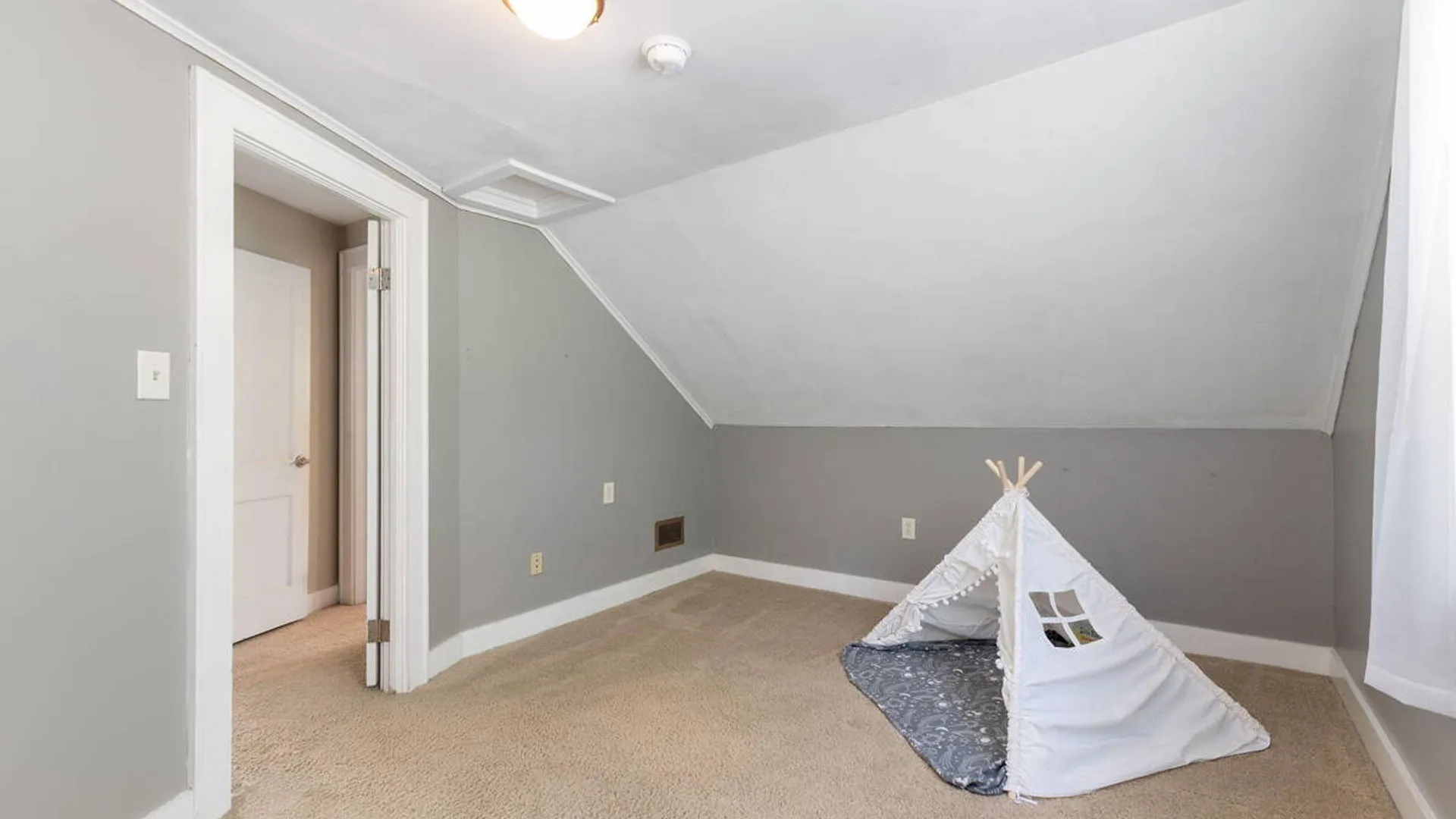 Property at 775 St Davids Lane, Niskayuna, NY 12309 33