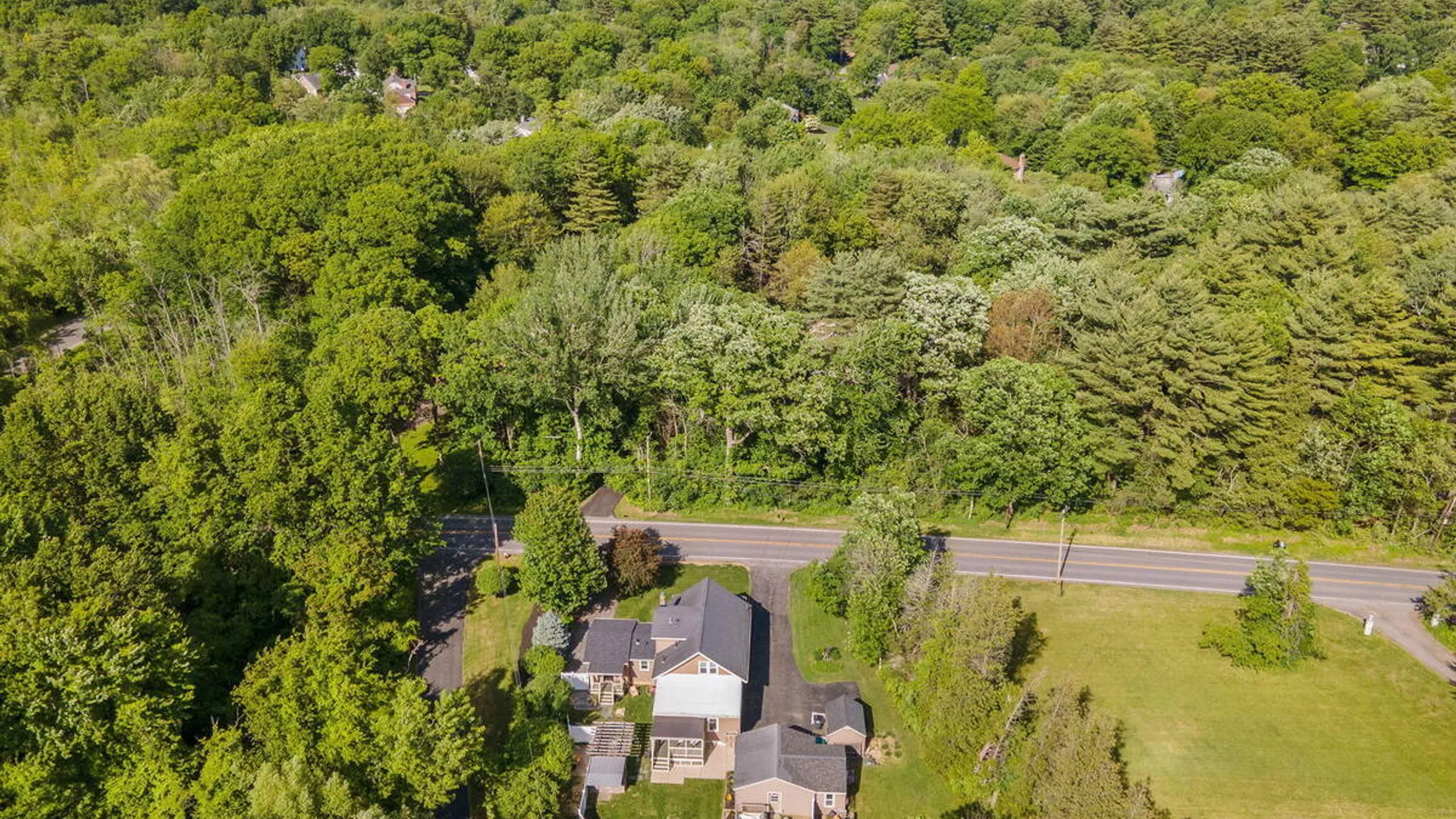Property at 775 St Davids Lane, Niskayuna, NY 12309 56