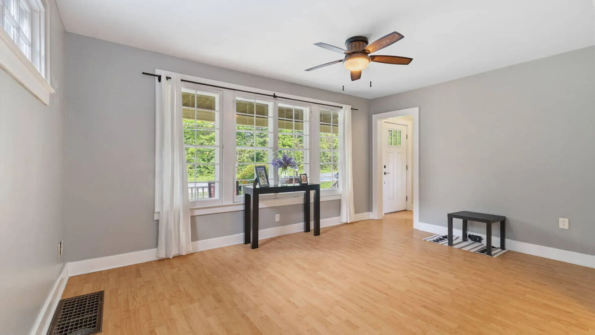 Property at 775 St Davids Lane, Niskayuna, NY 12309 6