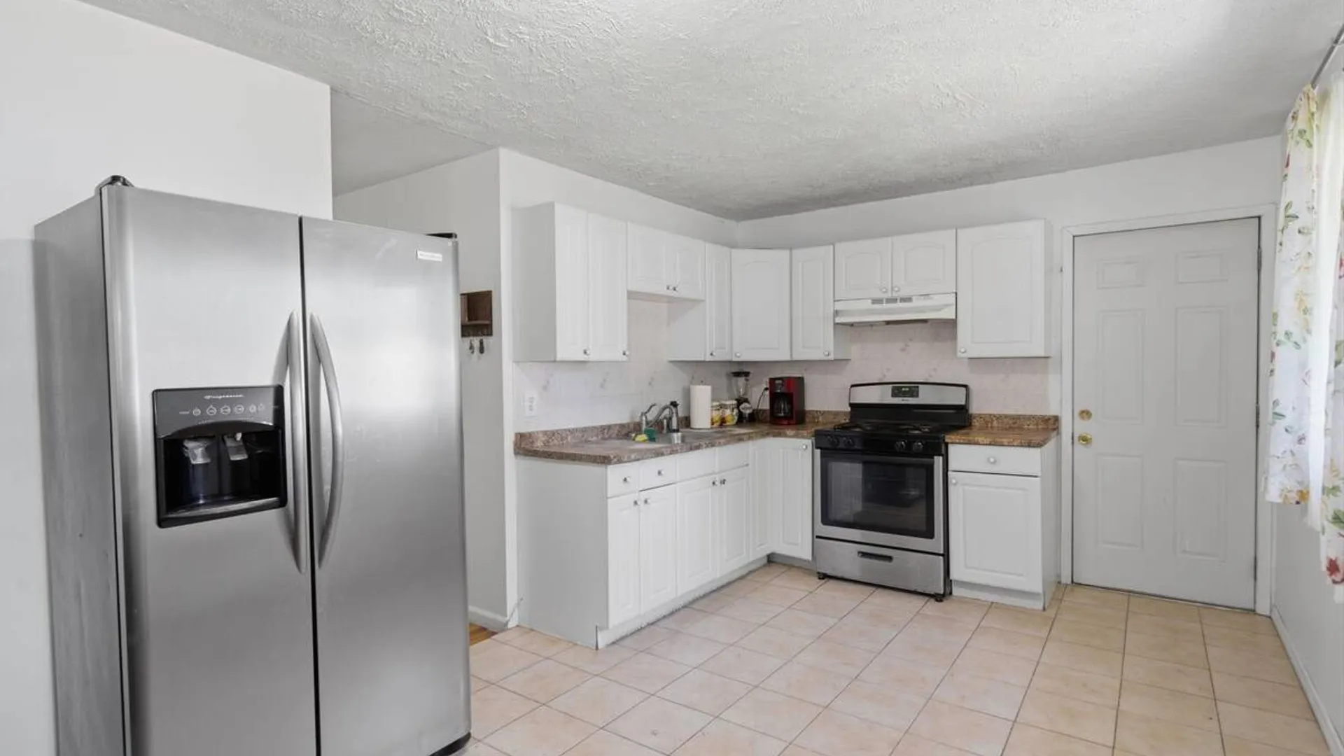 Property at 332 Delaware Avenue, Bay Shore, NY 11706 24