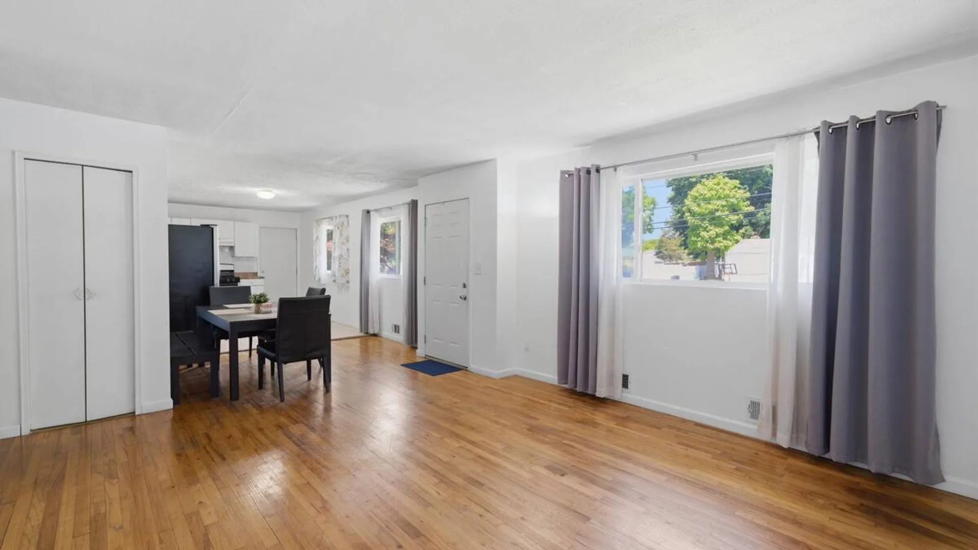 Property at 332 Delaware Avenue, Bay Shore, NY 11706 4
