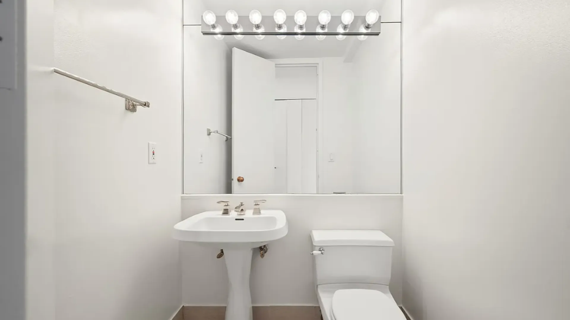Property at 21 South End Avenue, New York, NY 10280 10