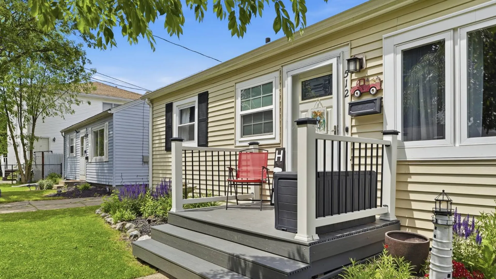 Property at 512 Saint Lawrence Avenue, Buffalo, NY 14216 3