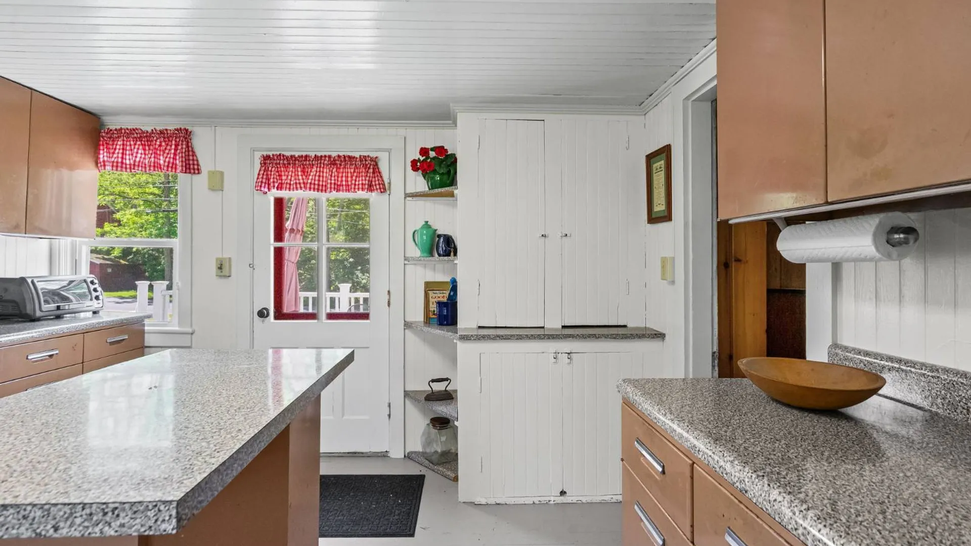 Property at 18 Farm Way, Averill Park, NY 12018 18