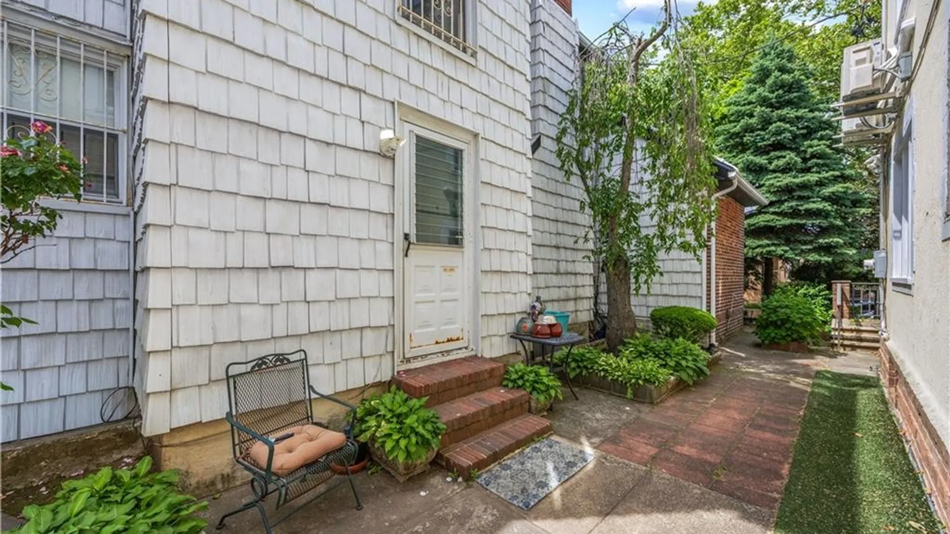 Property at 32 87, Brooklyn, NY 11209 31