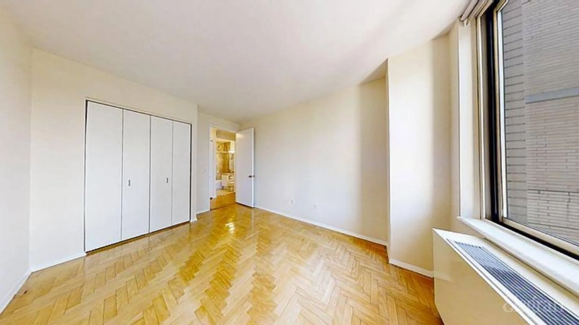 Property at 170 E 87th St, New York, NY 10128 6