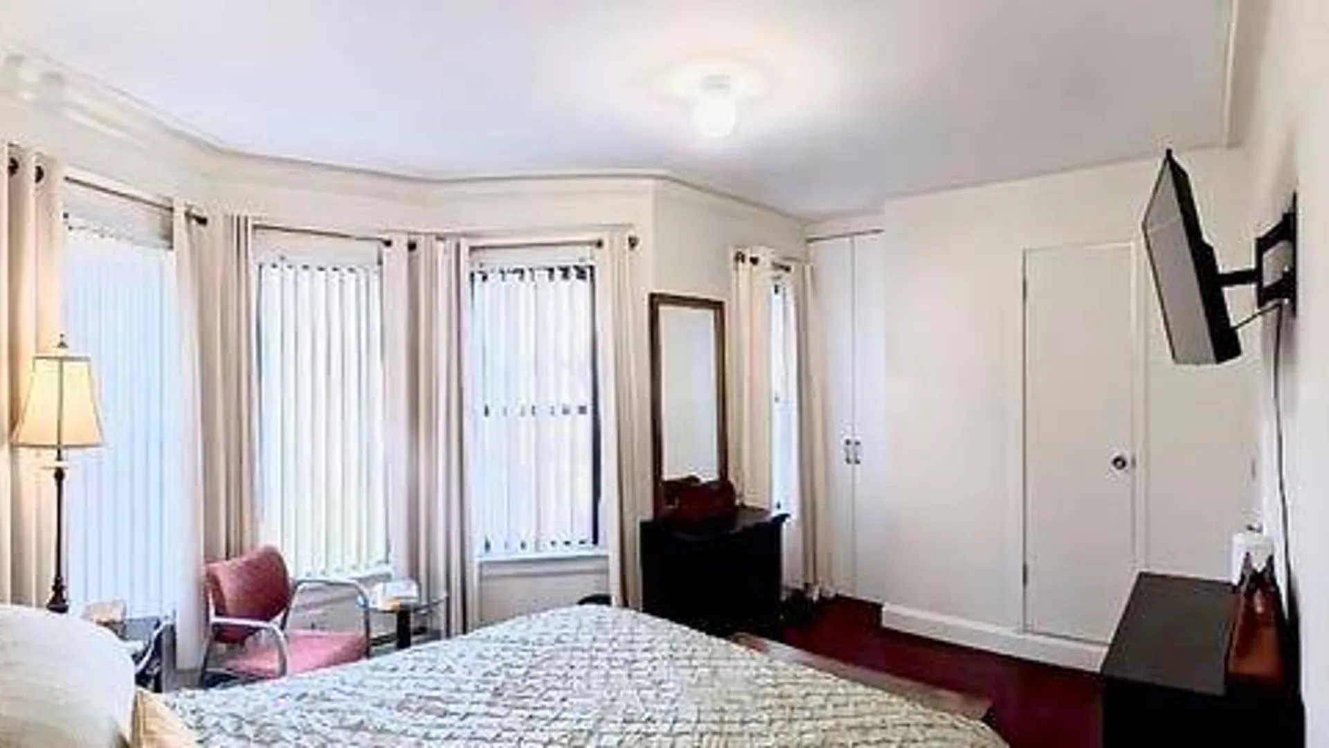 Property at 80-19 85 ROAD, WOODHAVEN, NY 11421 17