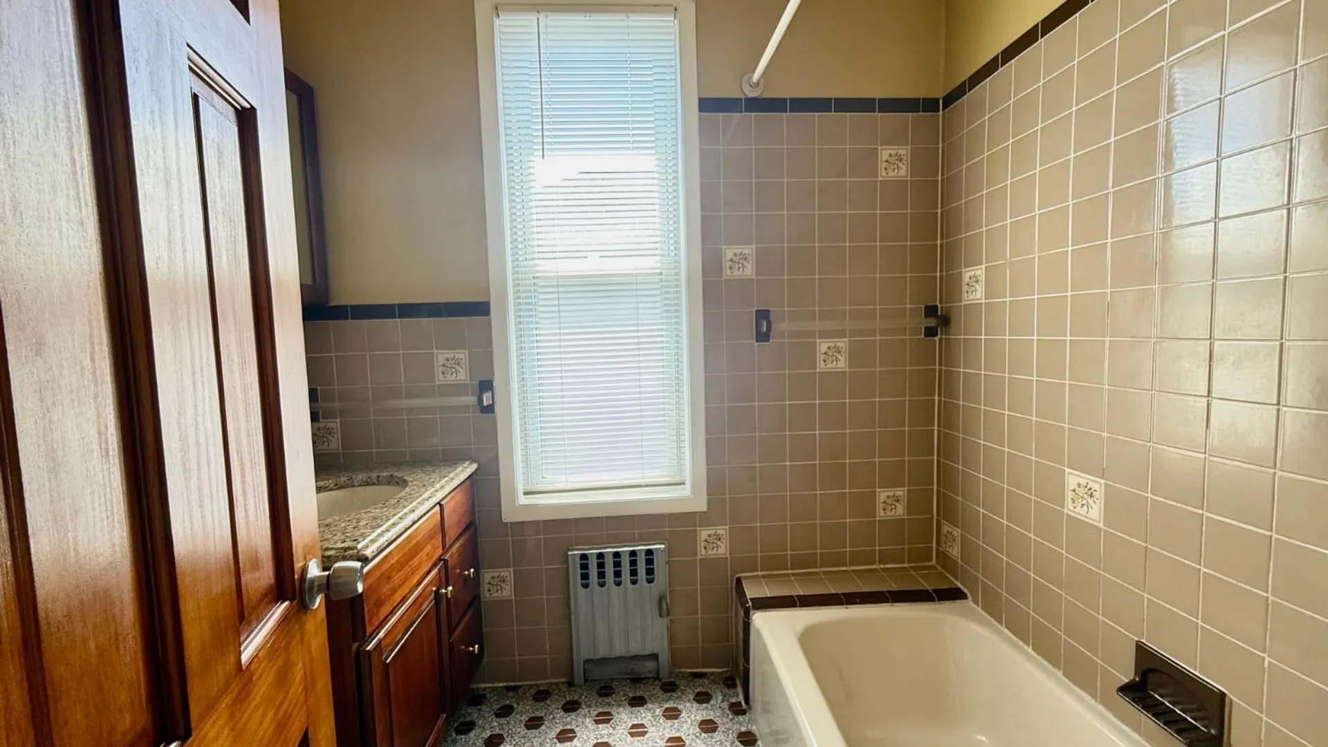 Property at 95-12 108th Avenue, Ozone Park, NY 11417 6
