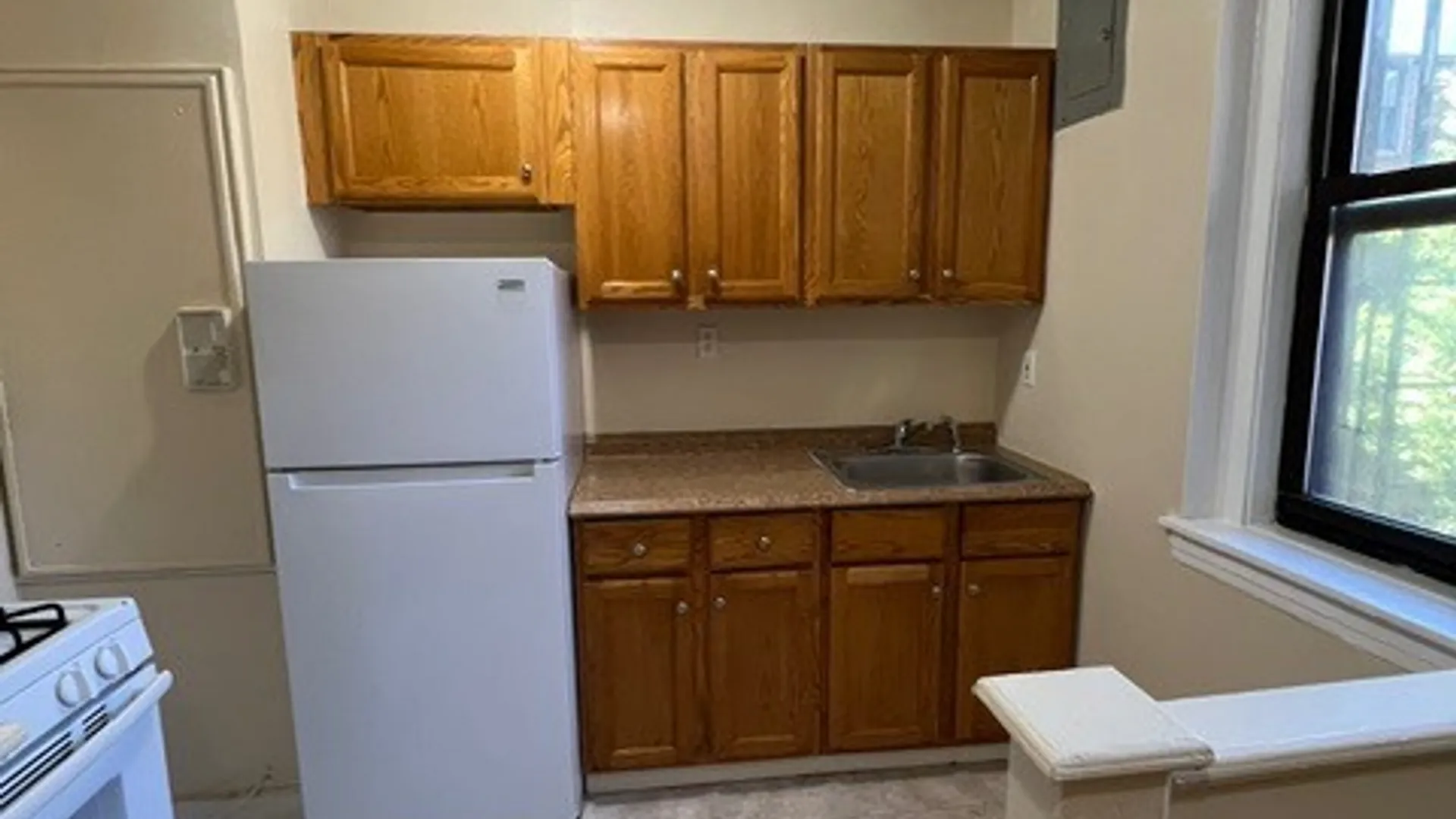 Property at 9 Greenridge Ave, White Plains, NY 10605 4