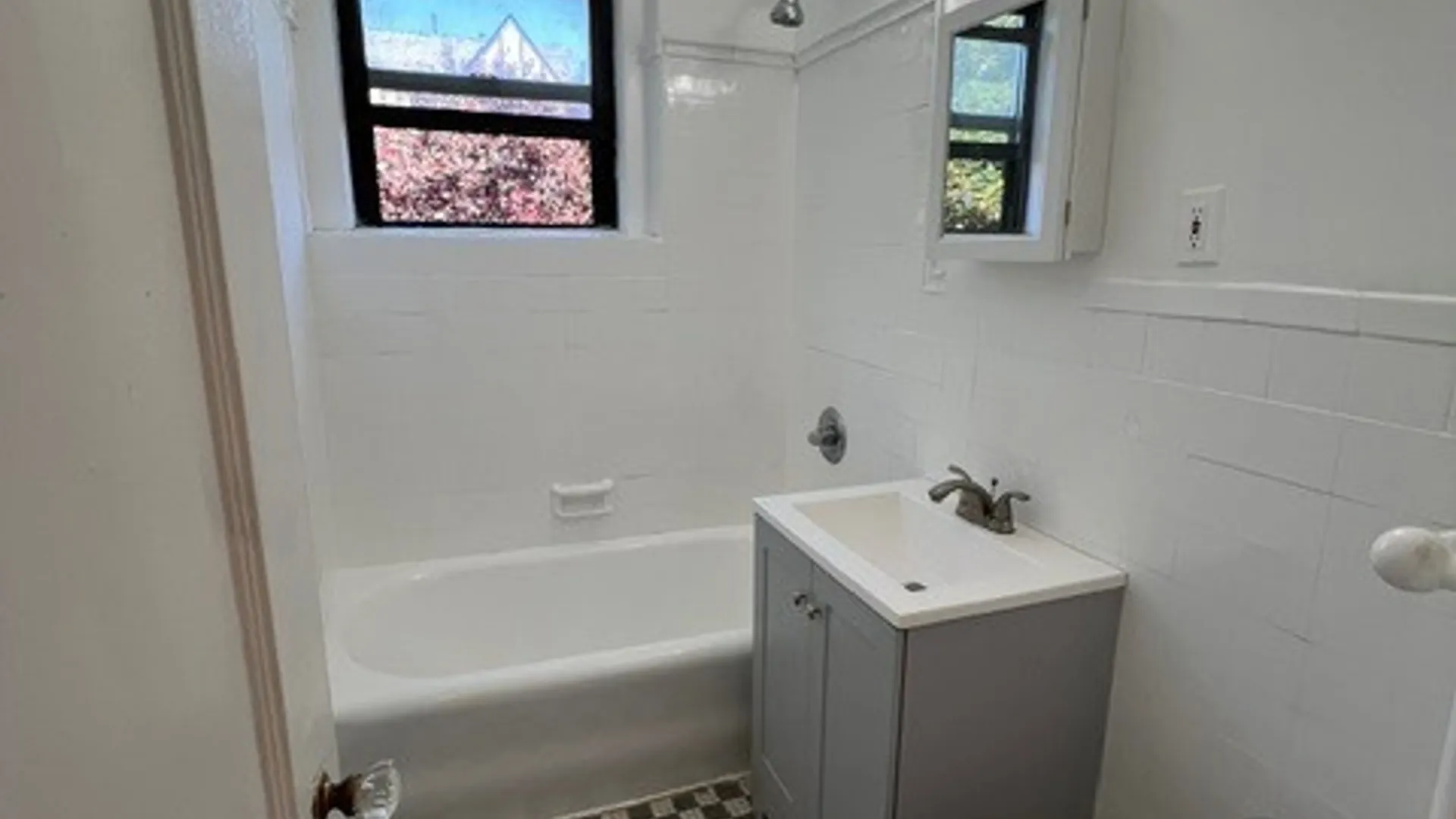 Property at 9 Greenridge Ave, White Plains, NY 10605 6