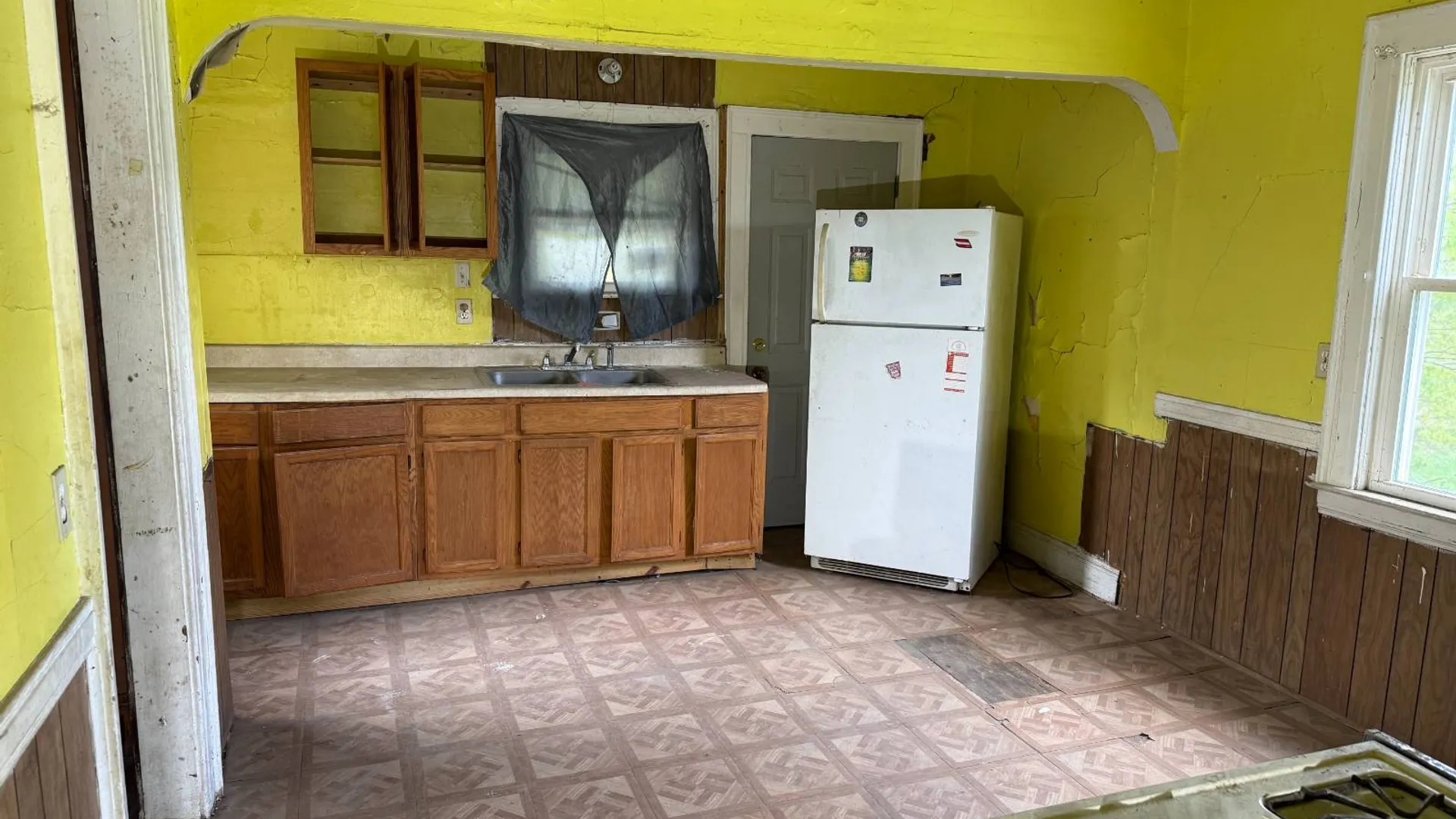 Property at 128 Corning W Ave, Syracuse, NY 13205 16