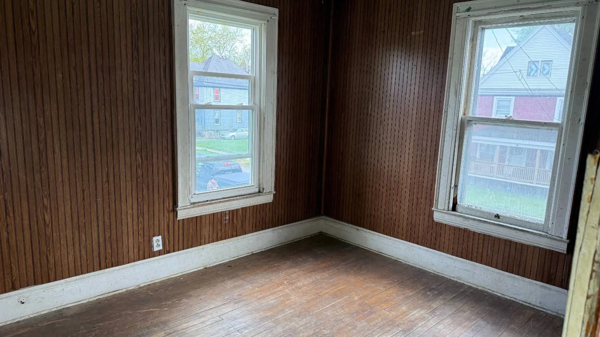 Property at 128 Corning W Ave, Syracuse, NY 13205 21