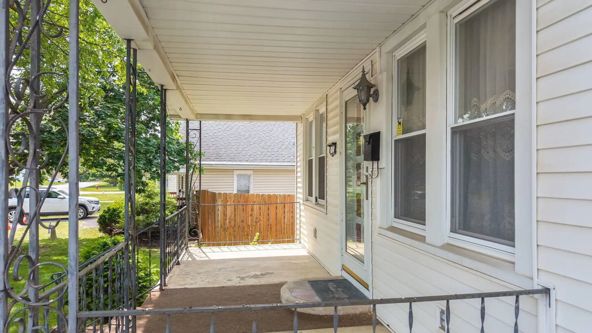 Property at 2021 Cedarlawn Avenue, Rotterdam, NY 12306 5