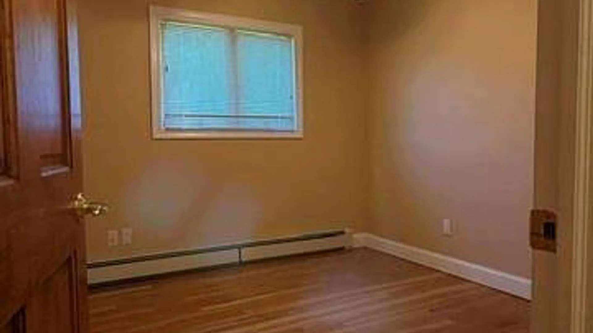 Property at 11 Darien Place, East Northport, NY 11731 10