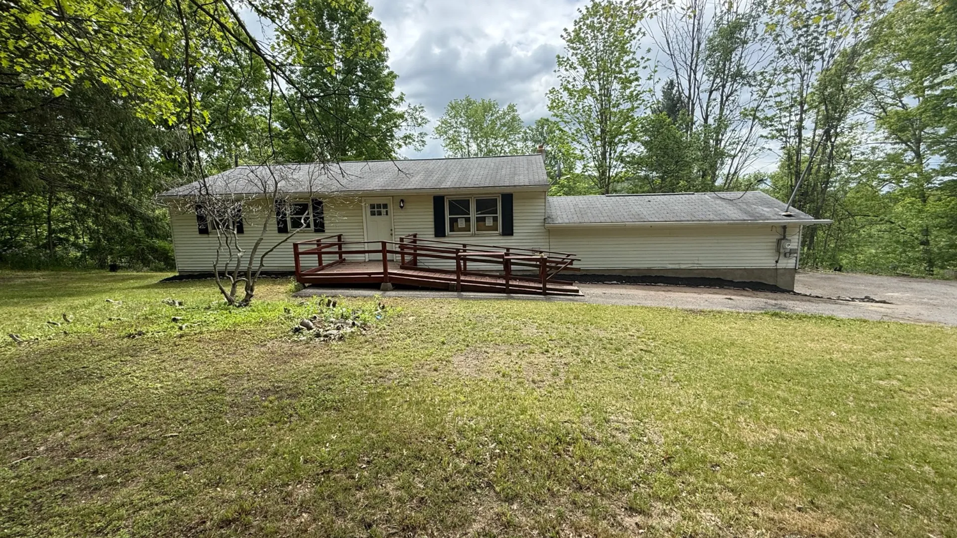 Property at 306 Colesville Rd, Binghamton, NY 13904 12