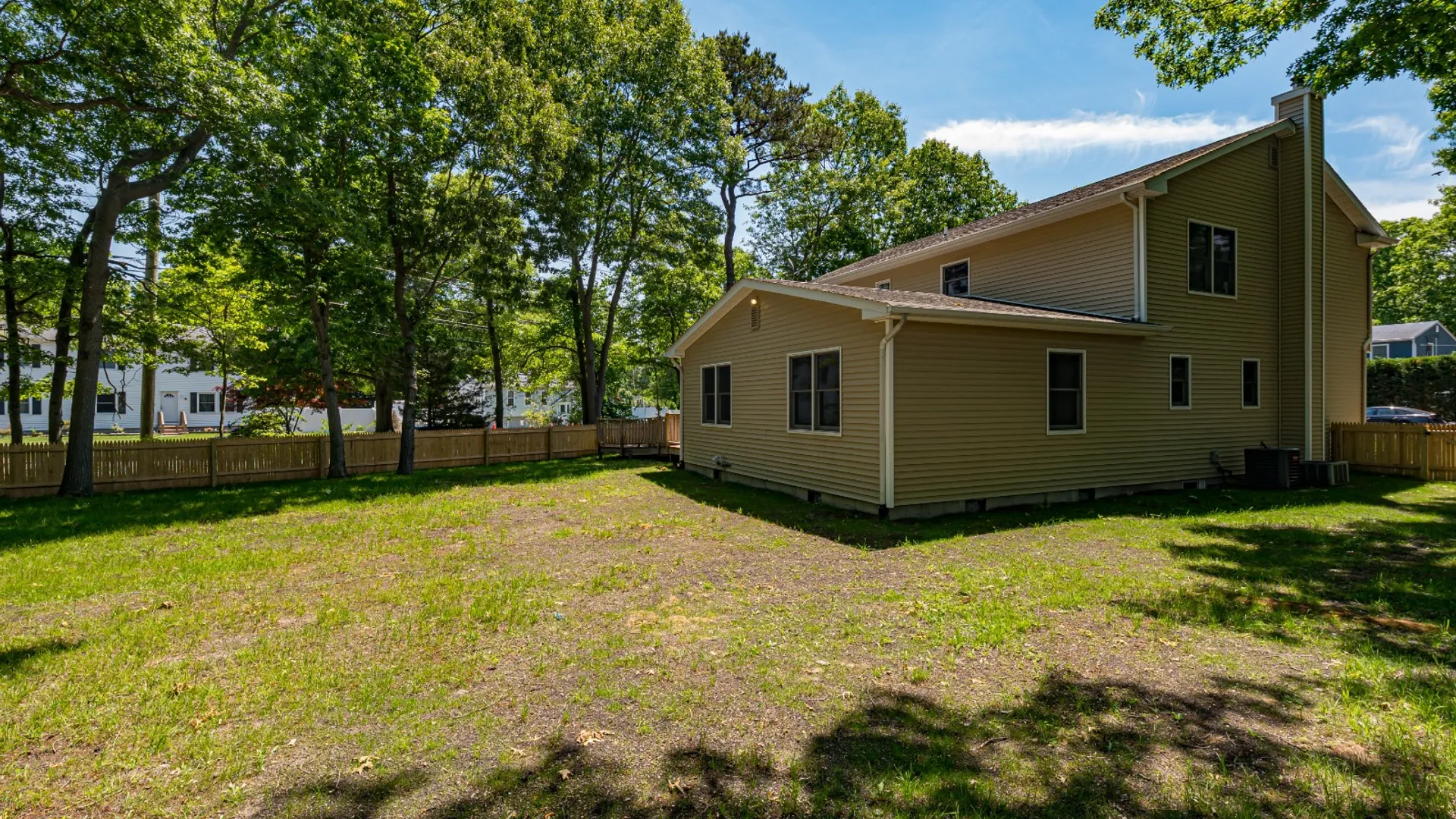 Property at 25 Camelot Drive, Centereach, NY 11720 28