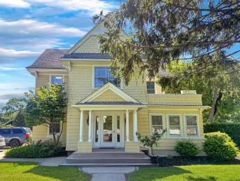 Property at 429 MONTAUK HWY, Southampton, NY 11942