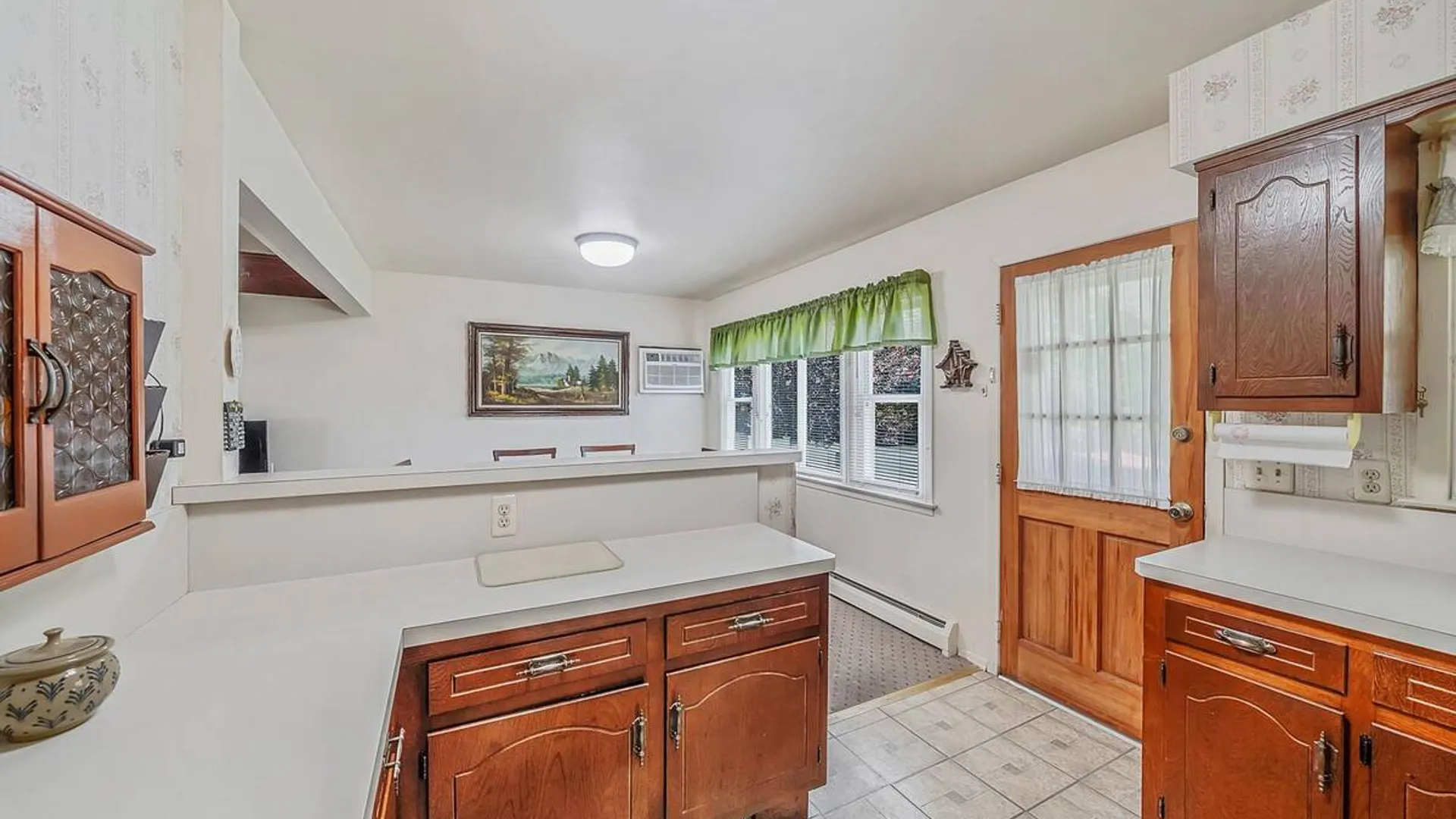 Property at 66 Henry Avenue, Babylon, NY 11702 18