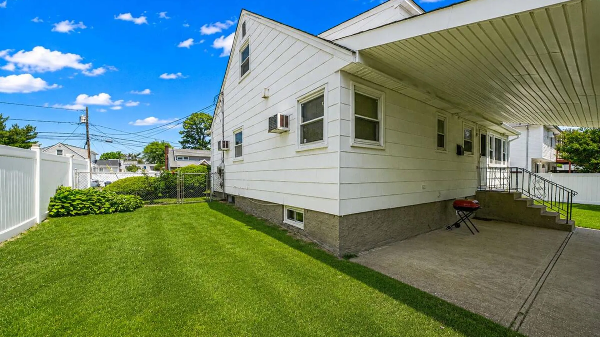 Property at 66 Henry Avenue, Babylon, NY 11702 6
