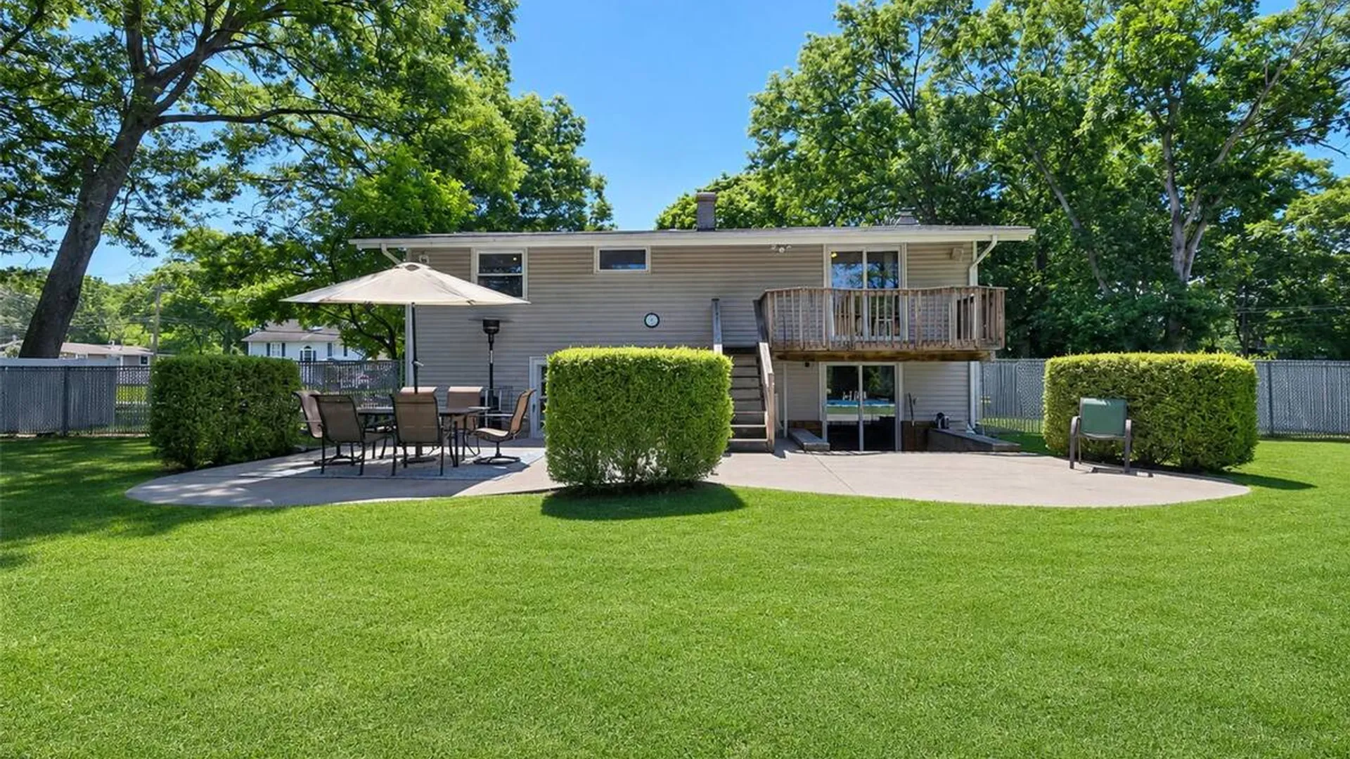Property at 15 Cabin Lane, East Setauket, NY 11733 22
