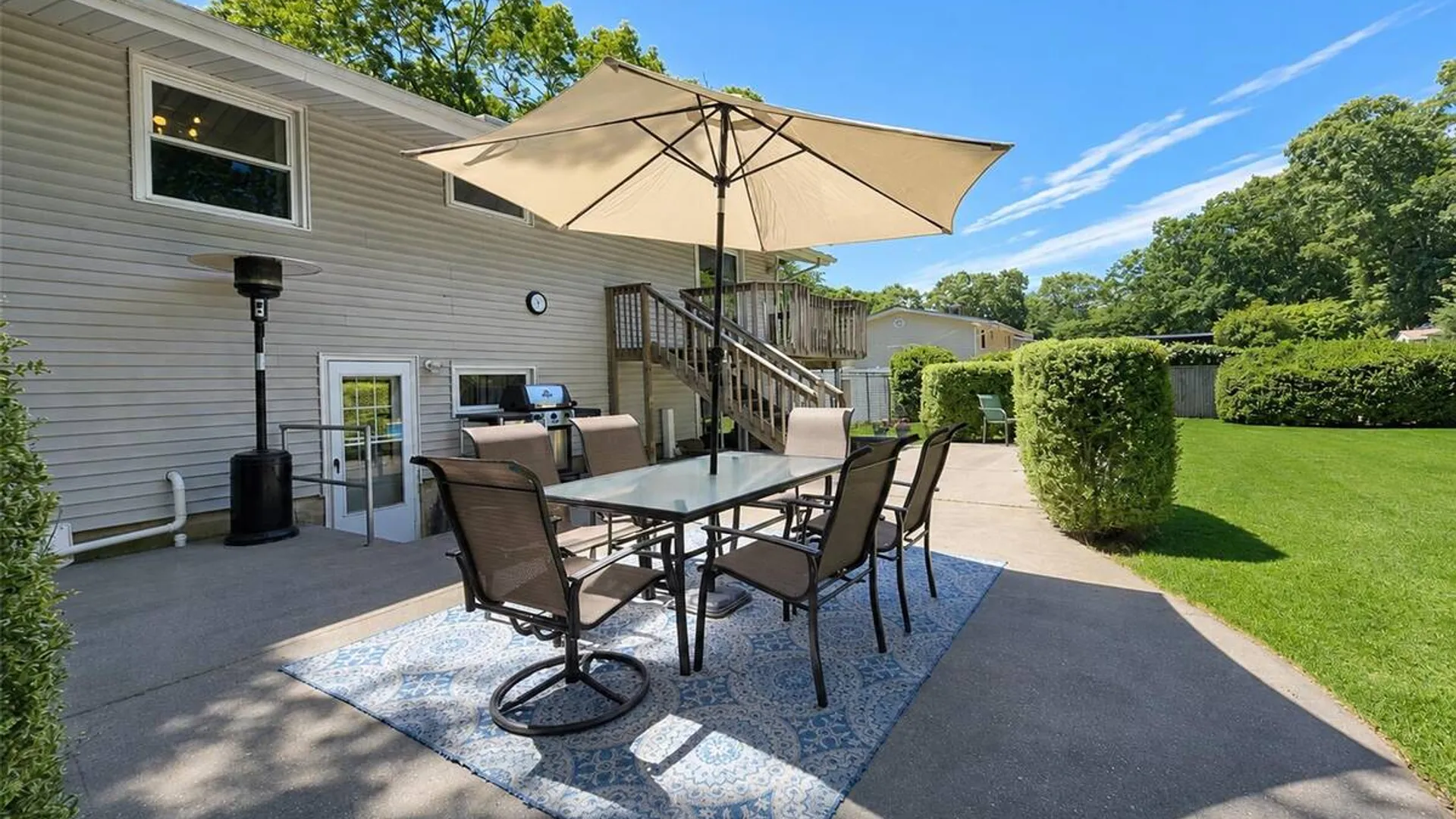 Property at 15 Cabin Lane, East Setauket, NY 11733 24