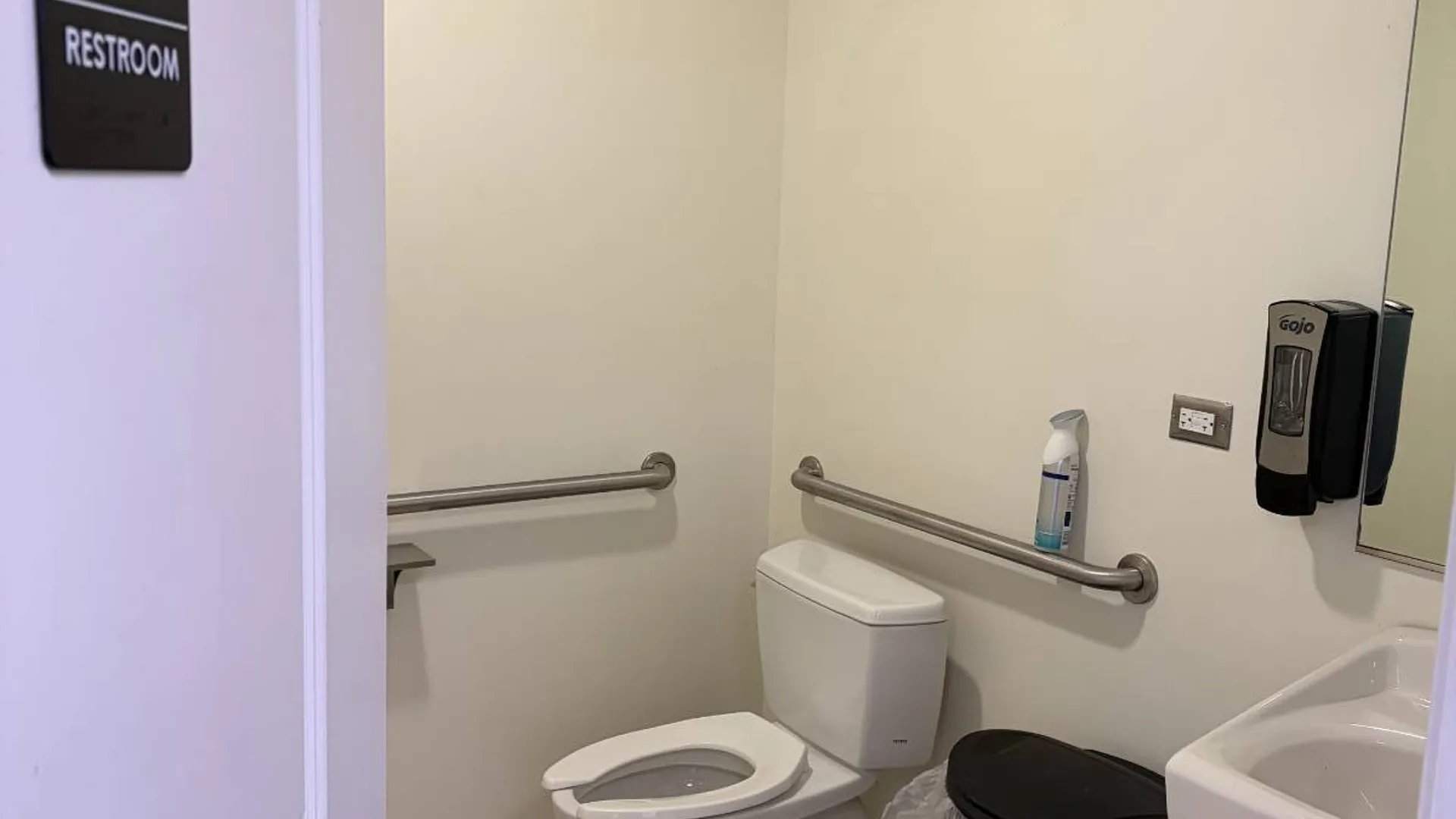 Property at 394 Elsmere Ave, Delmar, NY 12054 6