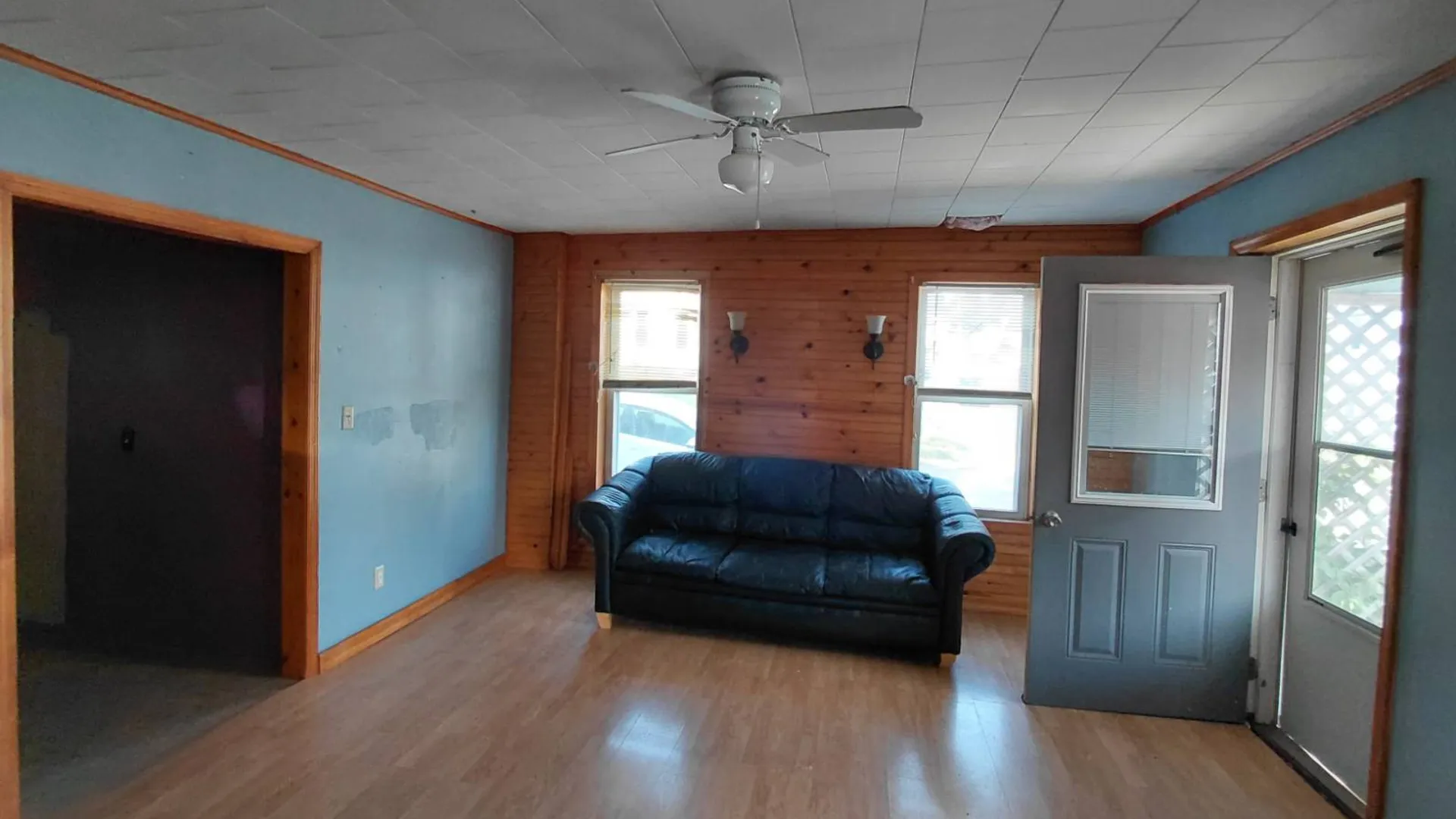 Property at 11 Oakland Ave, Gloversville, NY 12078 14