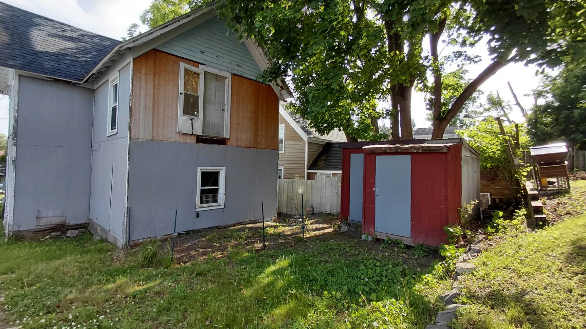 Property at 11 Oakland Ave, Gloversville, NY 12078 2