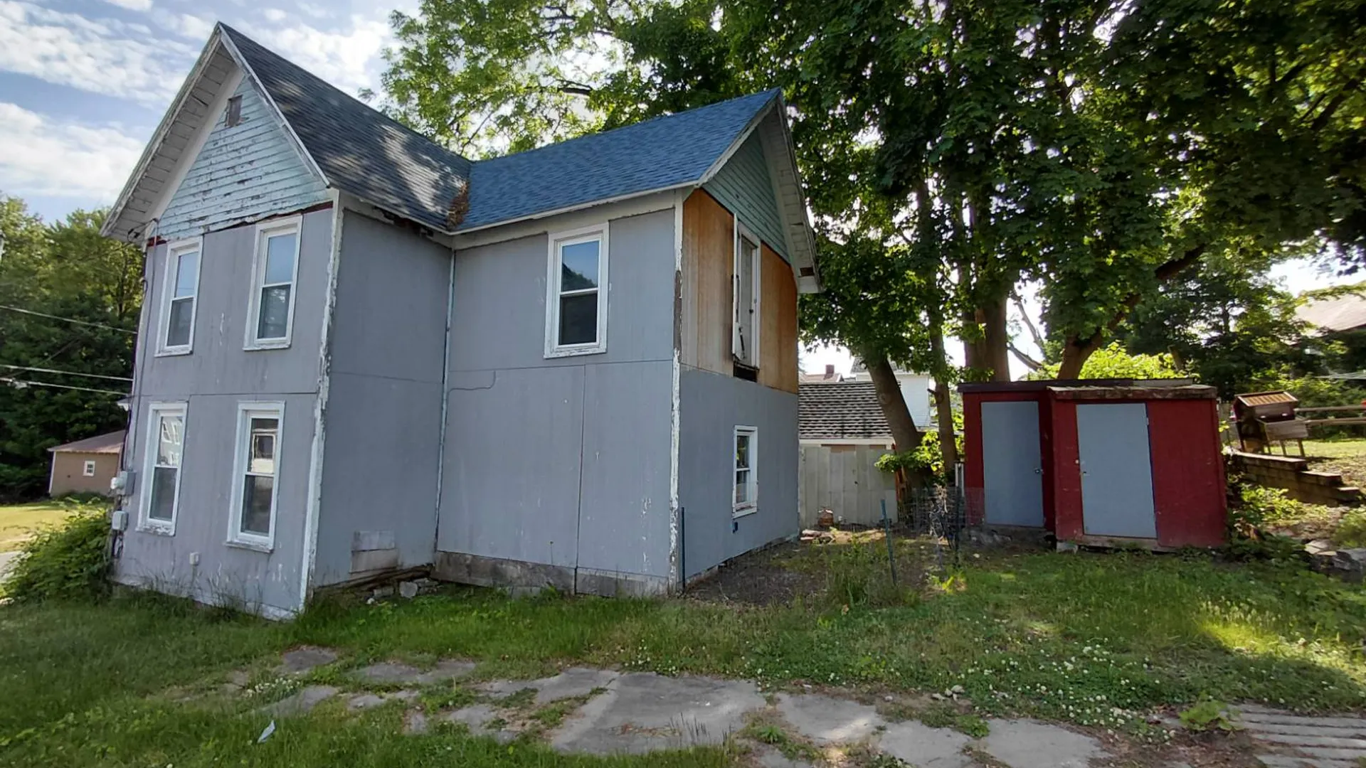 Property at 11 Oakland Ave, Gloversville, NY 12078 32