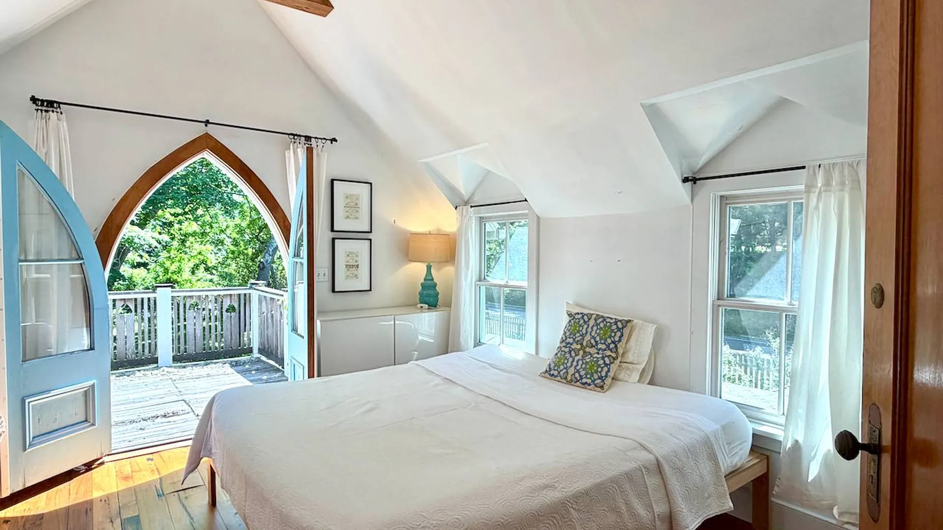 Property at 26 New York Ave, Shelter Island Heights, NY 11965 16