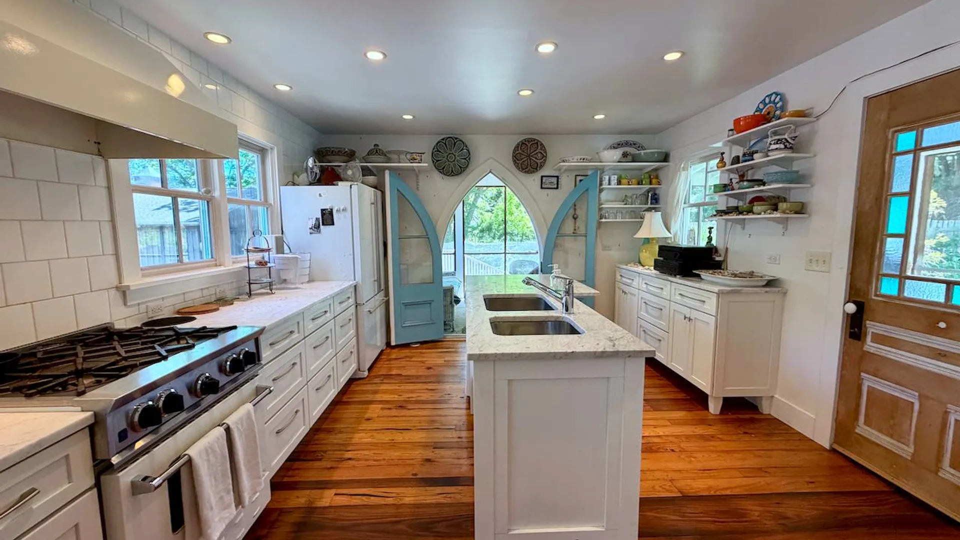 Property at 26 New York Ave, Shelter Island Heights, NY 11965 26