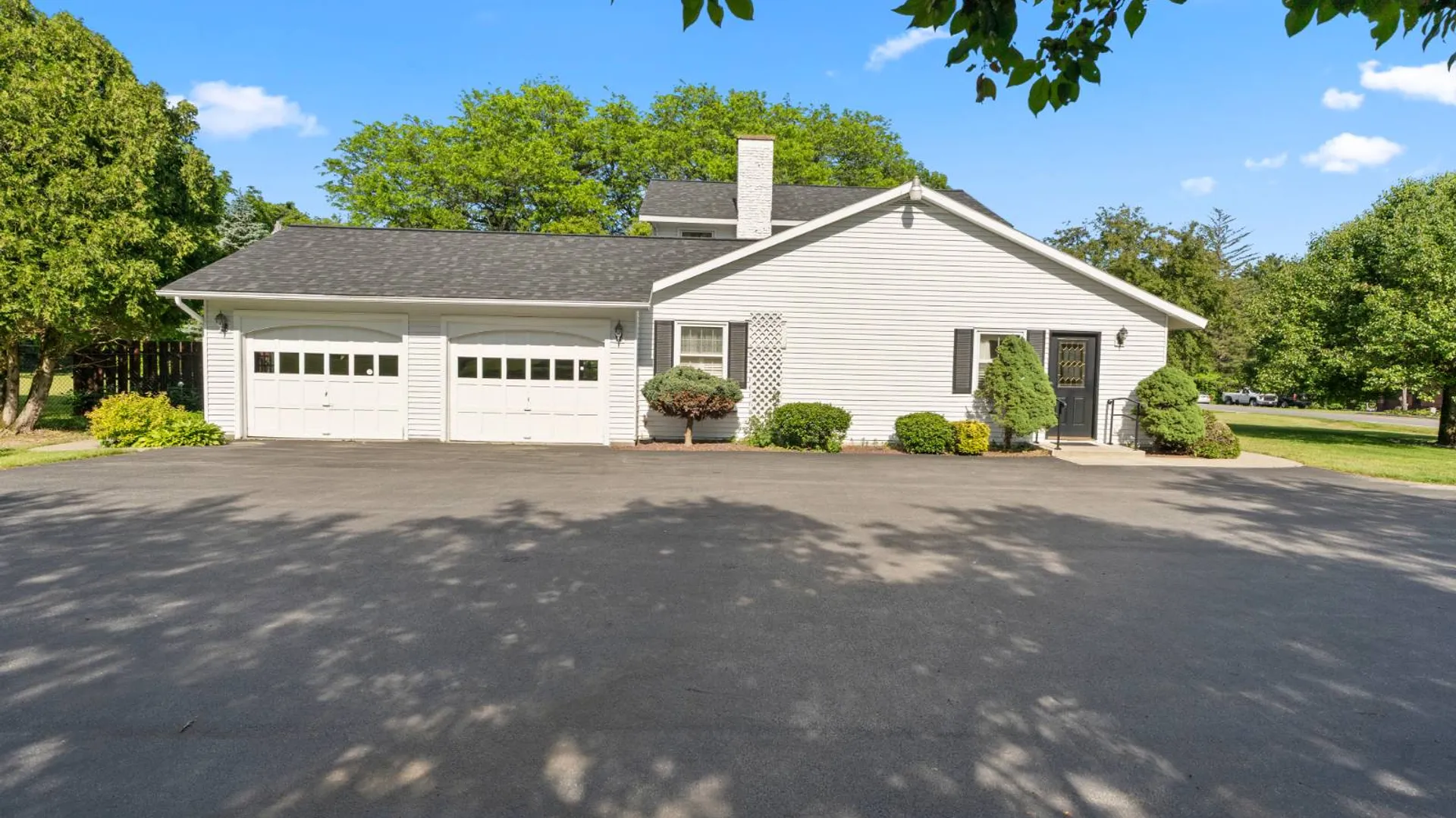 Property at 39 Glenridge Rd, Schenectady, NY 12302 47